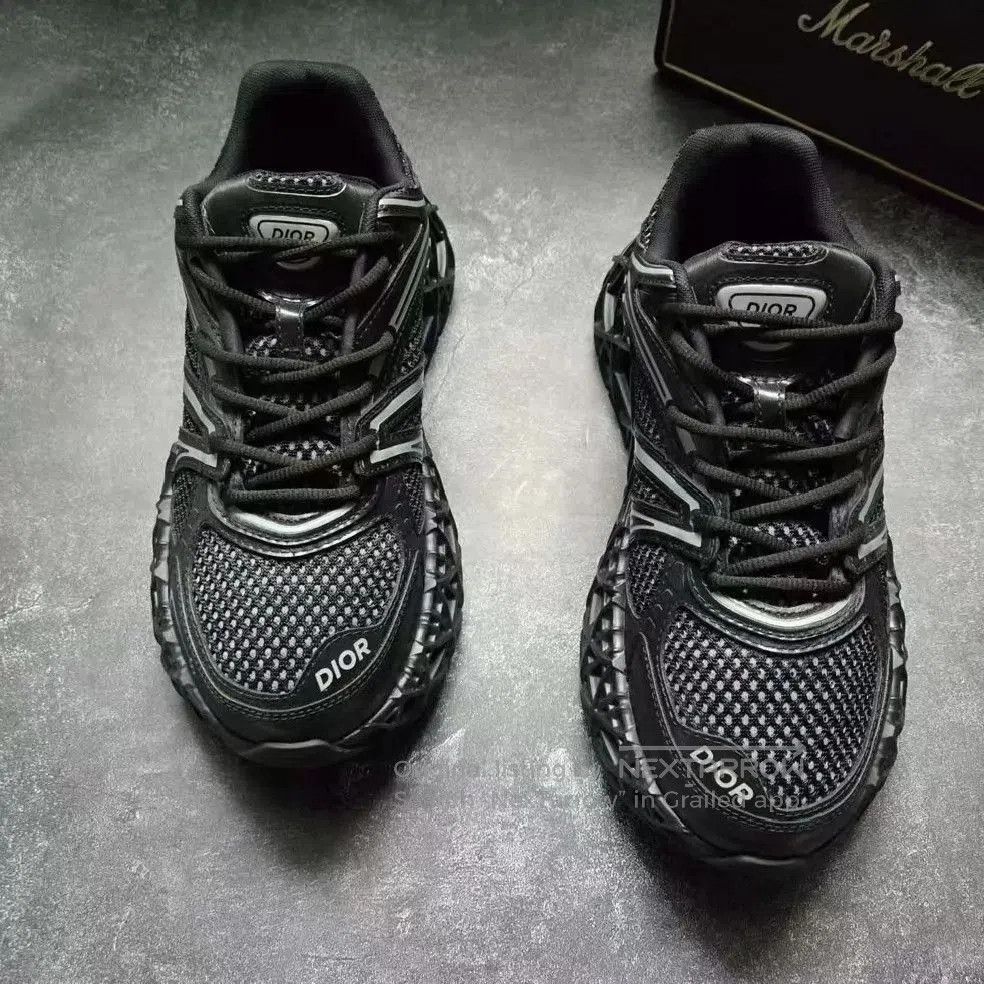 Dior Black Low-Top Sneakers Size 8. Size US 8 / EU 41 - 2 Thumbnail