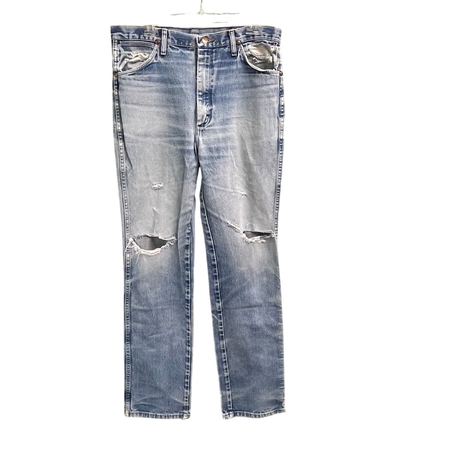 Wrangler Wrangler Light Wash Distressed Jeans 35x36 Thrashed Size US 35 - 1 Thumbnail