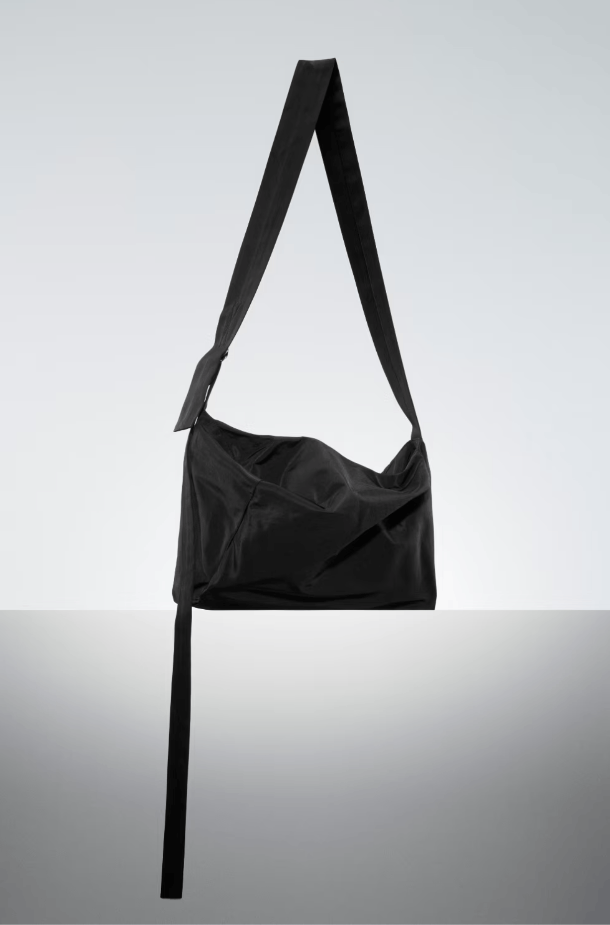 Yohji Yamamoto Discord Yohji Yamamoto - Triacetate Puff Shoulder Bag (S) Size ONE SIZE - 1 Thumbnail