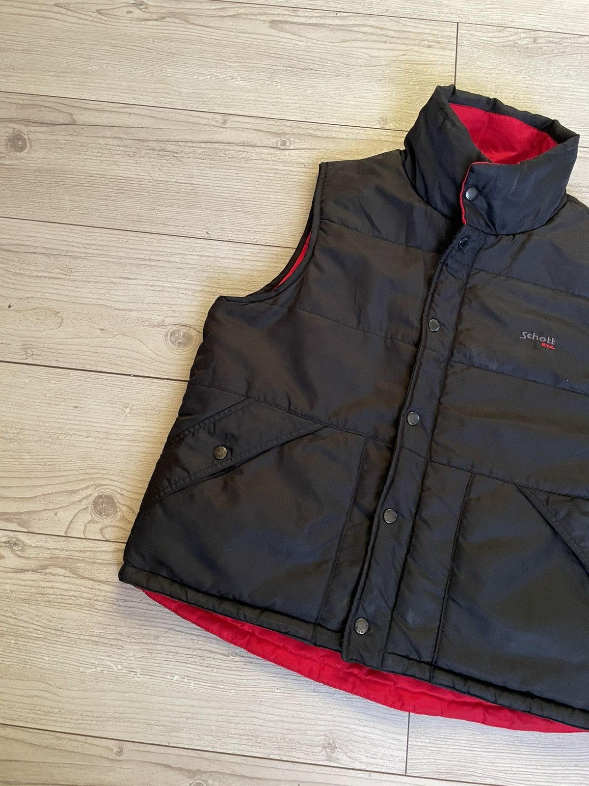 Schott × Vintage Vintage Schott Reversible Red-Black Puffer Mens Vest Size US S / EU 44-46 / 1 - 7 Thumbnail