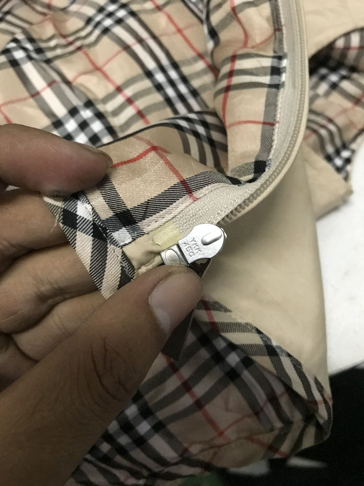 Burberry × Vintage Vintage Burberry Vest Size US M / EU 48-50 / 2 - 10 Thumbnail