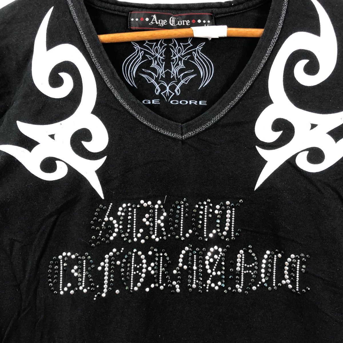 Japanese Brand Japanese Brand AGE CORE TATTOO Design y2k V Neck Shirt Size US L / EU 52-54 / 3 - 3 Thumbnail