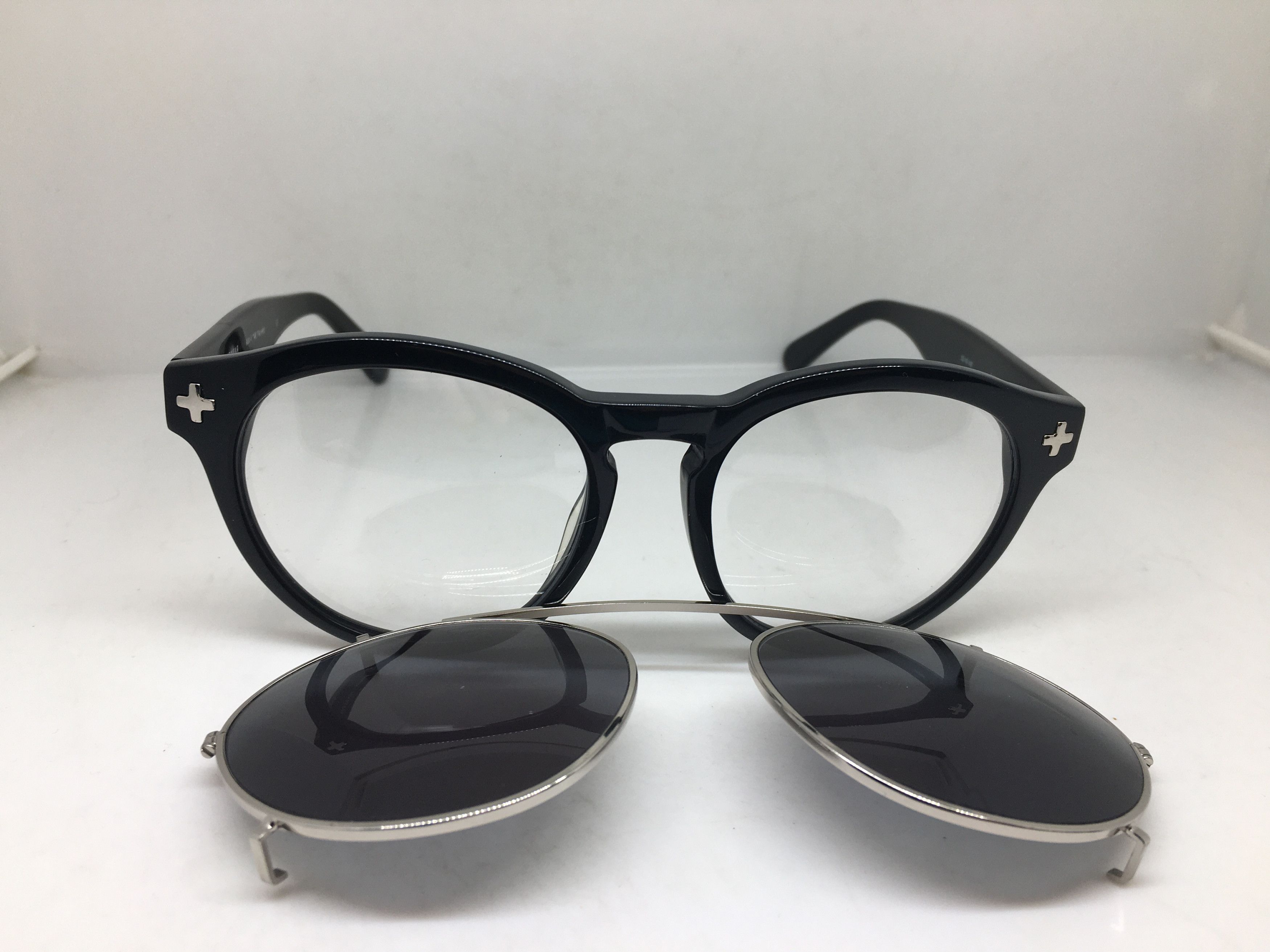 Other VULK Eyewear VASNA Keyhole Eyeglasses Sunglasses w/clip Size ONE SIZE - 7 Thumbnail