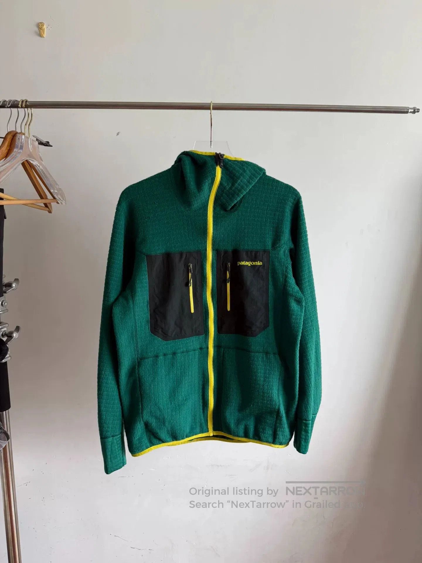 Patagonia Patagonia R3 Reversible Fleece Jacket. Size US M / EU 48-50 / 2 - 1 Thumbnail