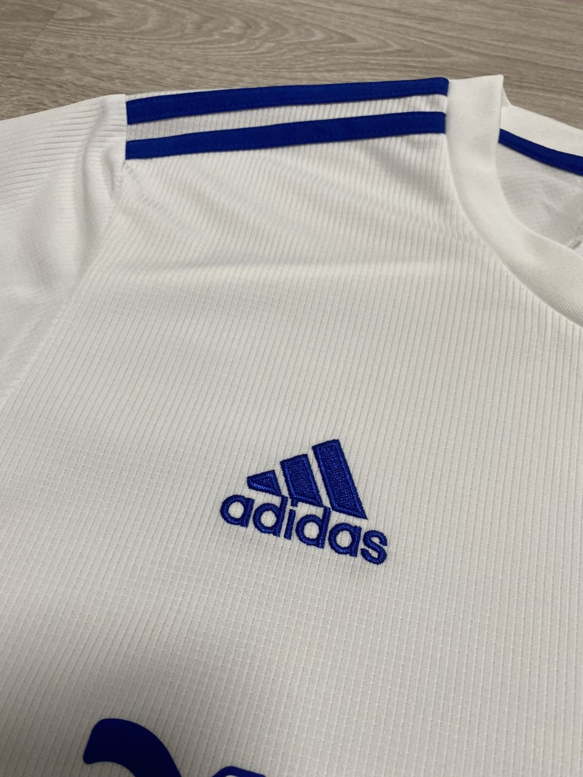 Adidas Adidas Jersey FC Leeds United 2020 away Size XL Size US XL / EU 56 / 4 - 4 Thumbnail