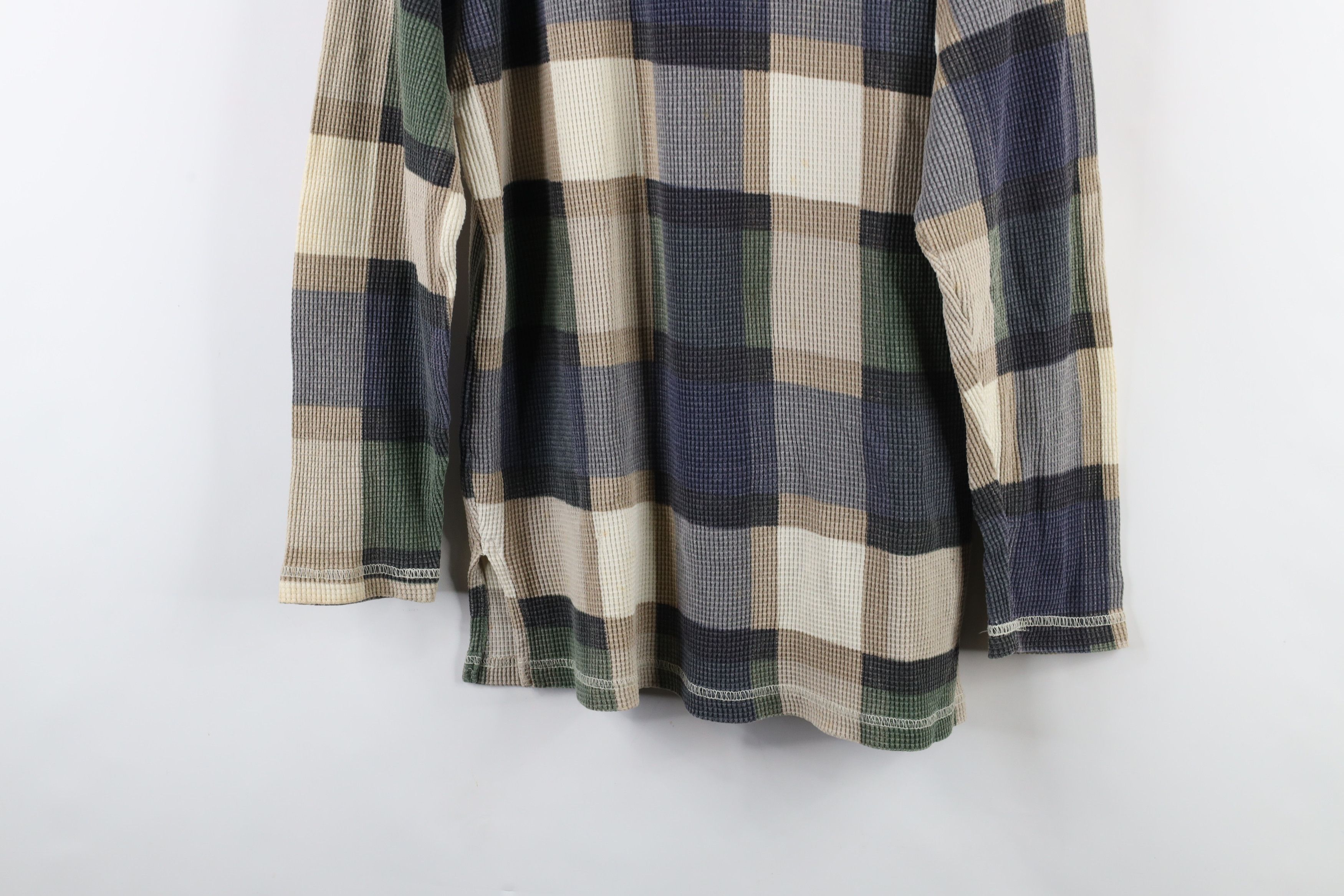 Vintage Vintage 90s IOU Streetwear Waffle Knit Henley T-Shirt USA Size US M / EU 48-50 / 2 - 3 Thumbnail