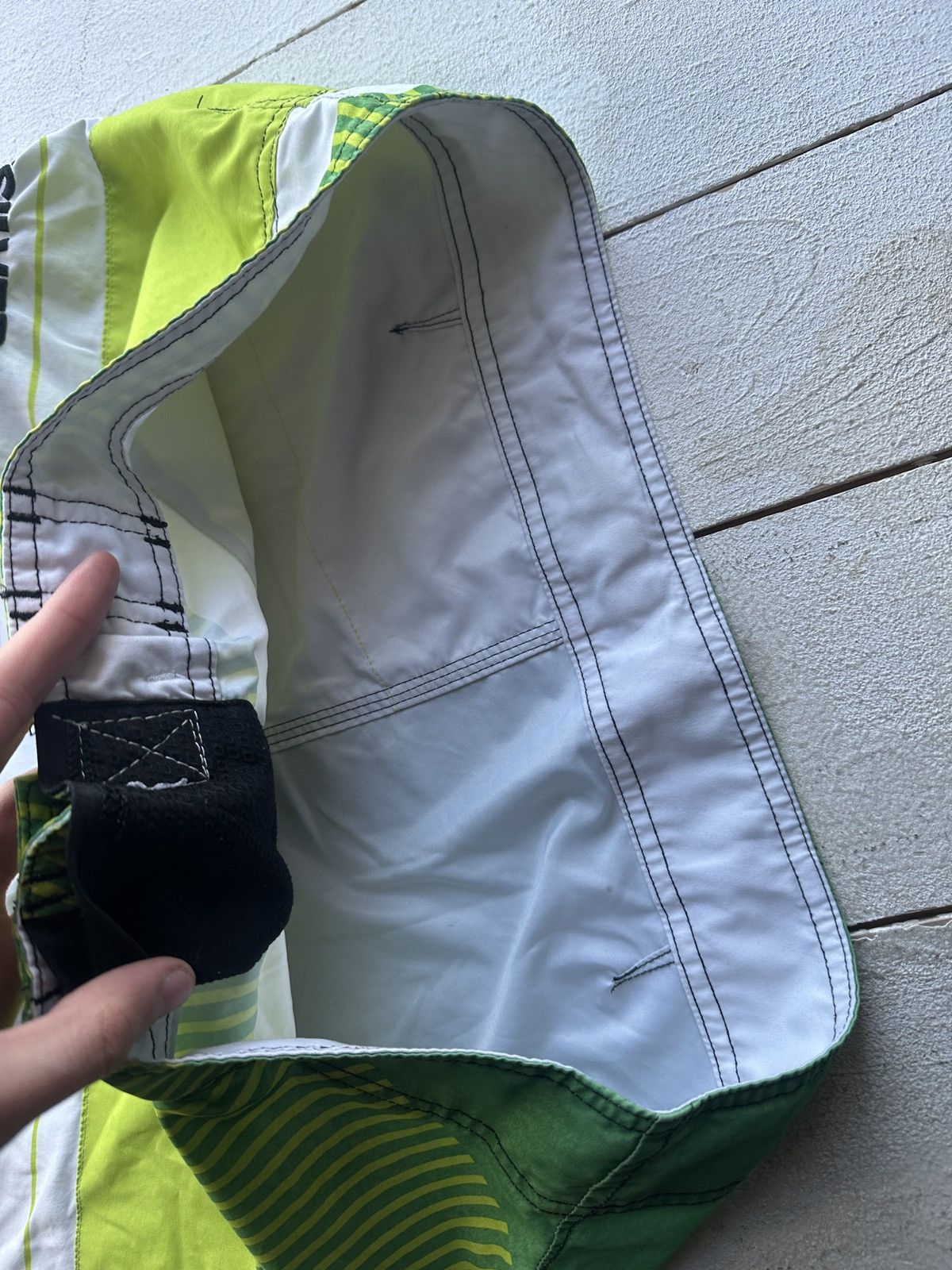 Quiksilver 🚨Vintage Quiksilver Shorts Big Logo Y2K Style 90s Surfing Size US 34 / EU 50 - 8 Thumbnail