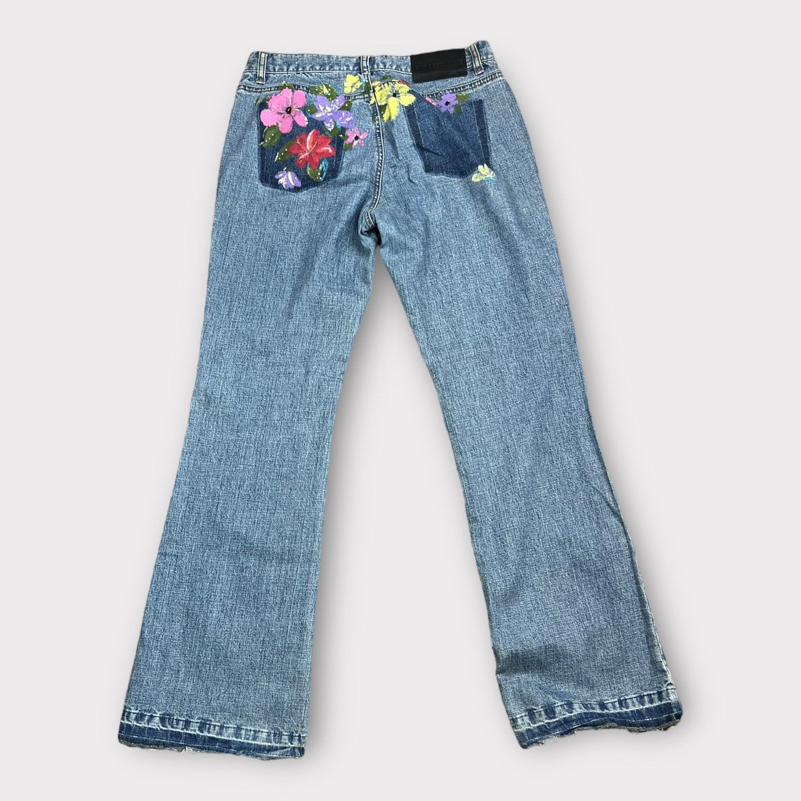 Express Express | Vintage Y2K Painted Embellished Jeans | 5/6 Size 28" / US 6 / IT 42 - 2 Thumbnail