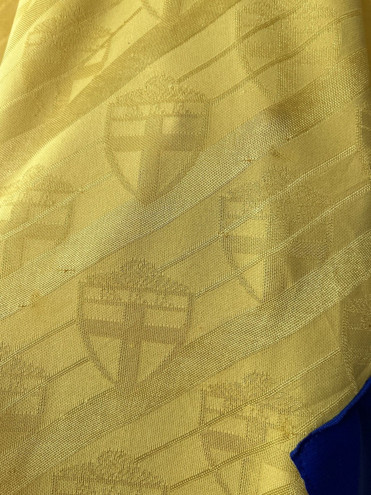 Adidas Sweden 1994/1996 Home ( Golden Generation ) Size US M / EU 48-50 / 2 - 8 Thumbnail