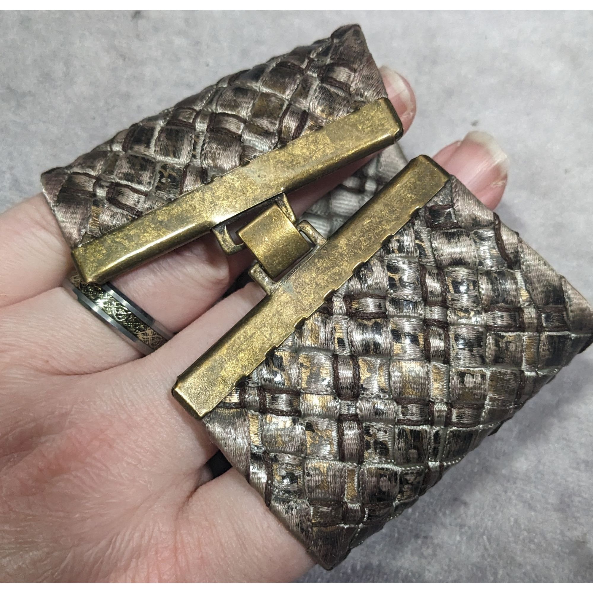 Other Distressed Metallic Wide Woven Ribbon Bracelet Size ONE SIZE - 7 Thumbnail