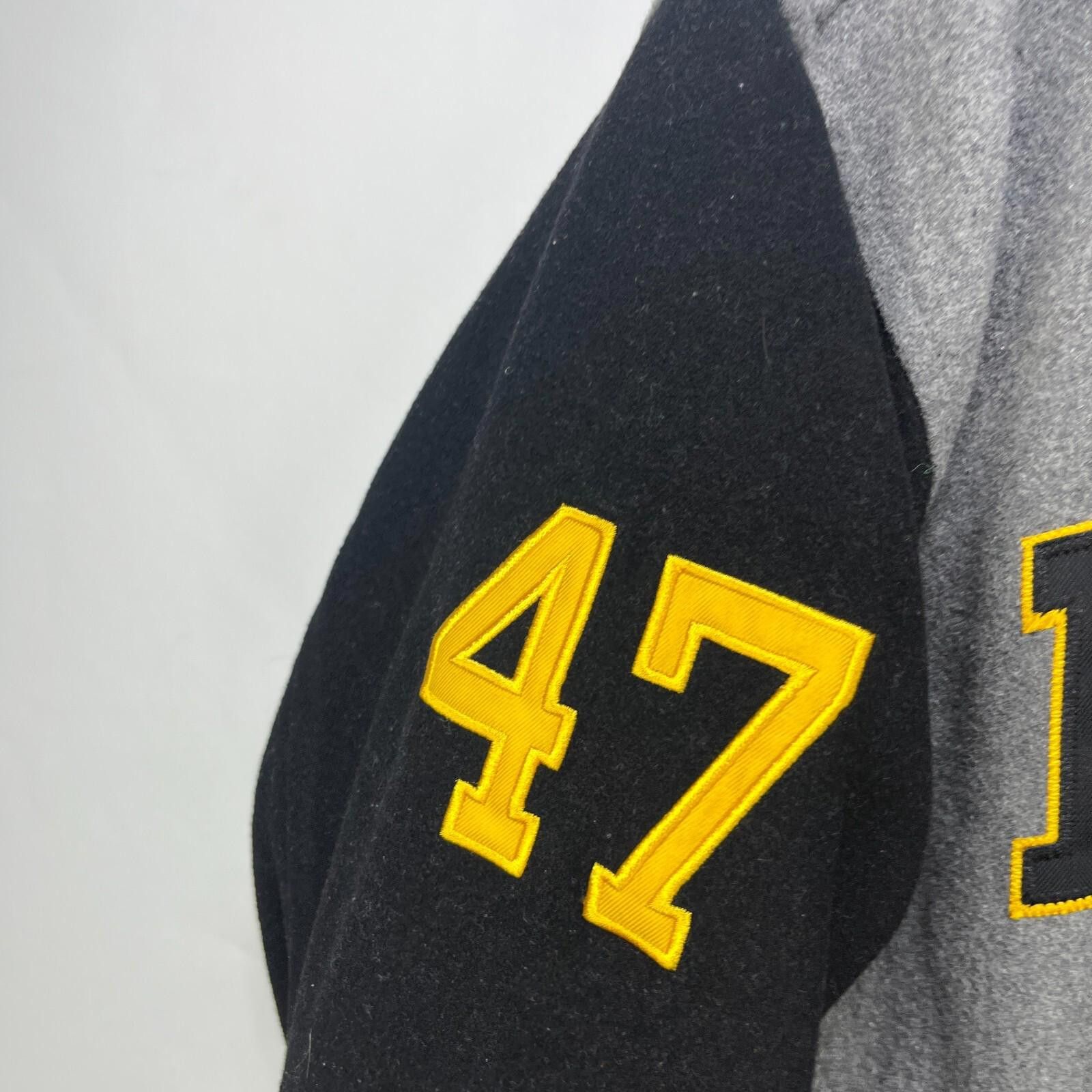 Other Vintage Iowa Hawkeyes Varsity Jacket Large Quilted Size ONE SIZE - 6 Thumbnail