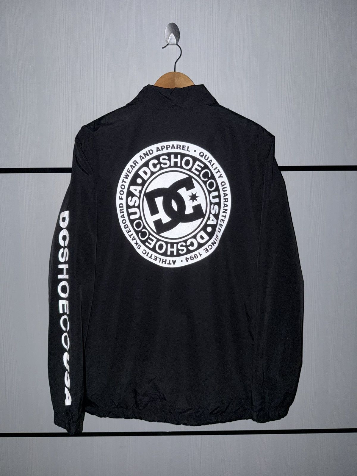 Dc Shoe Usa Big Logo Glow In Dark Jacket