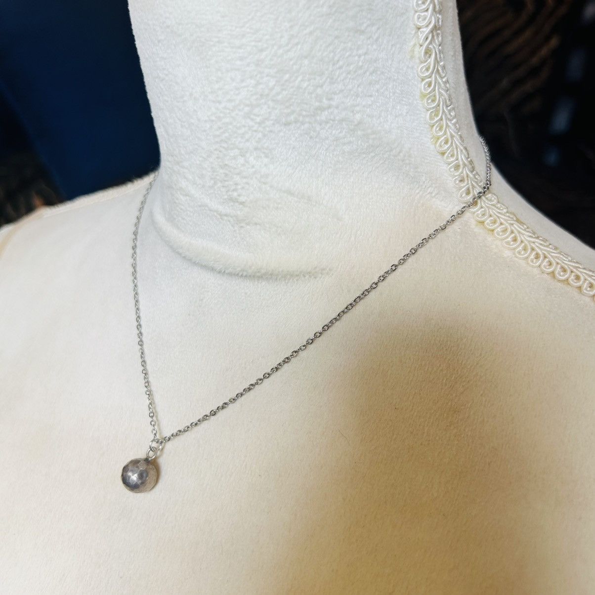 Handmade Handcrafted vintage hammered sterling silver ball necklace Size ONE SIZE - 4 Thumbnail