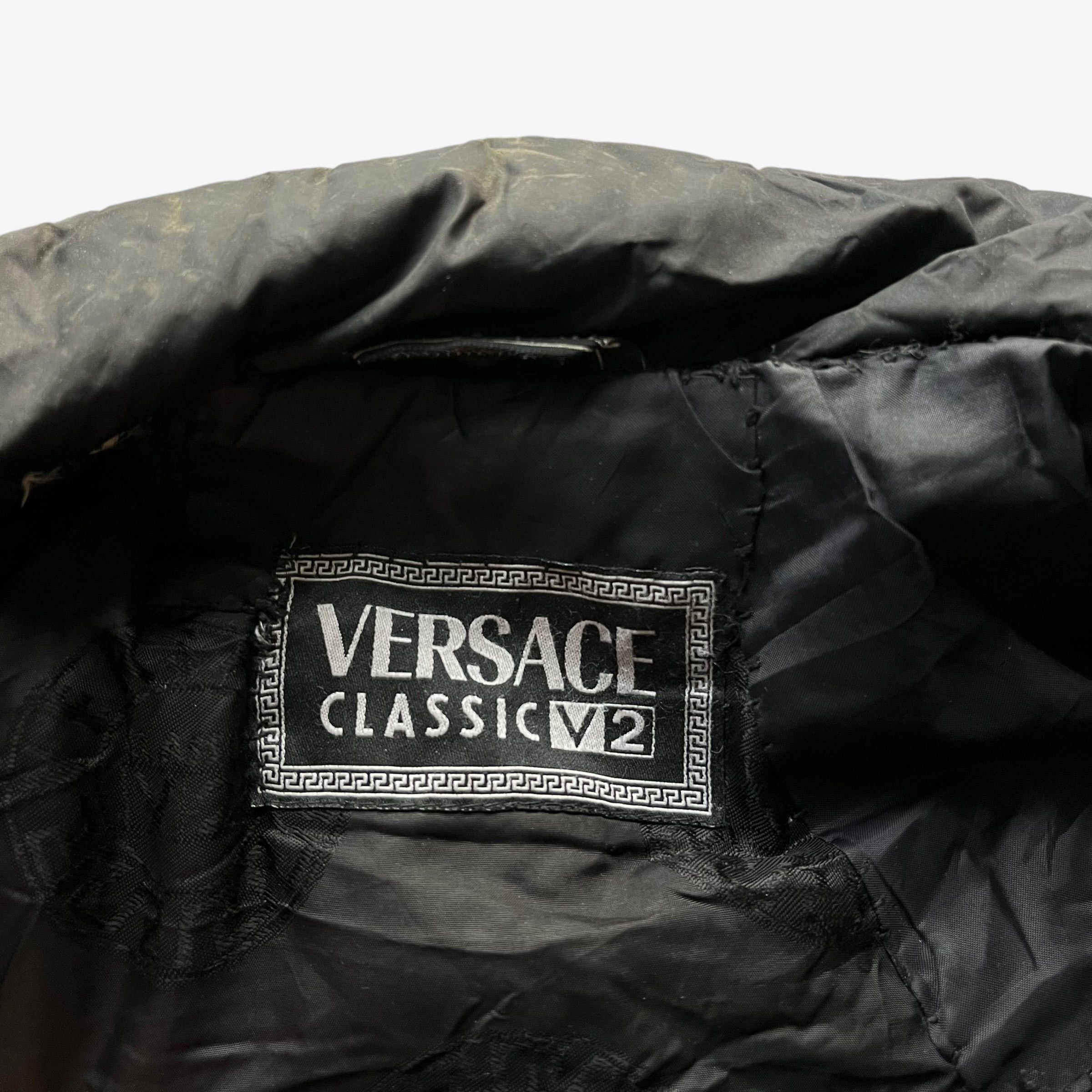 Versace Vintage 90s Men's Versace Classic V2 Quilted Puffer Jacket Size US XL / EU 56 / 4 - 2 Thumbnail