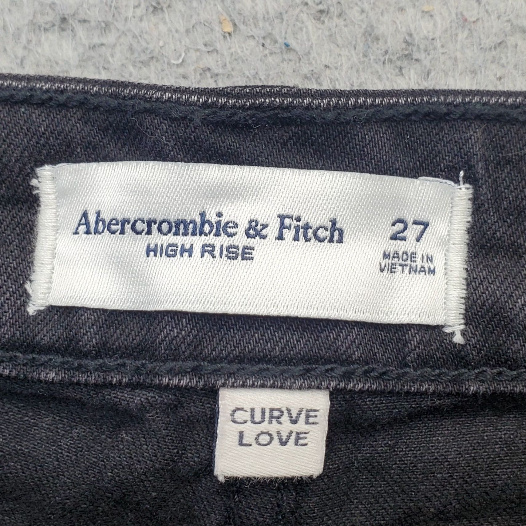 Abercrombie & Fitch Abercrombie & Fitch Curve Love Jeans Womens 27 Black Denim High Rise Skinny Leg Womens Size 27 Black Denim Skinny Jeans Size 27" / US 4 / IT 40 - 7 Thumbnail