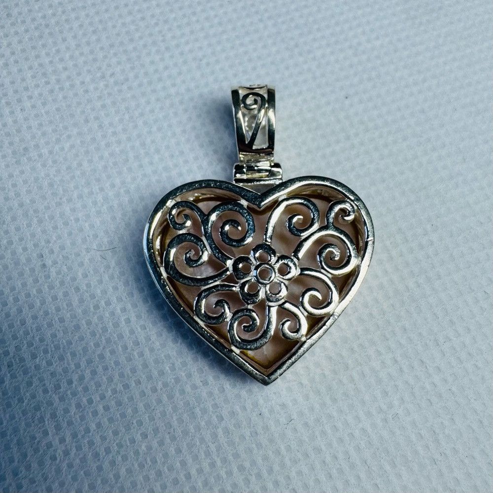 Other Vintage 925 Sterling Silver Pearl Heart Pendant Size ONE SIZE - 4 Thumbnail