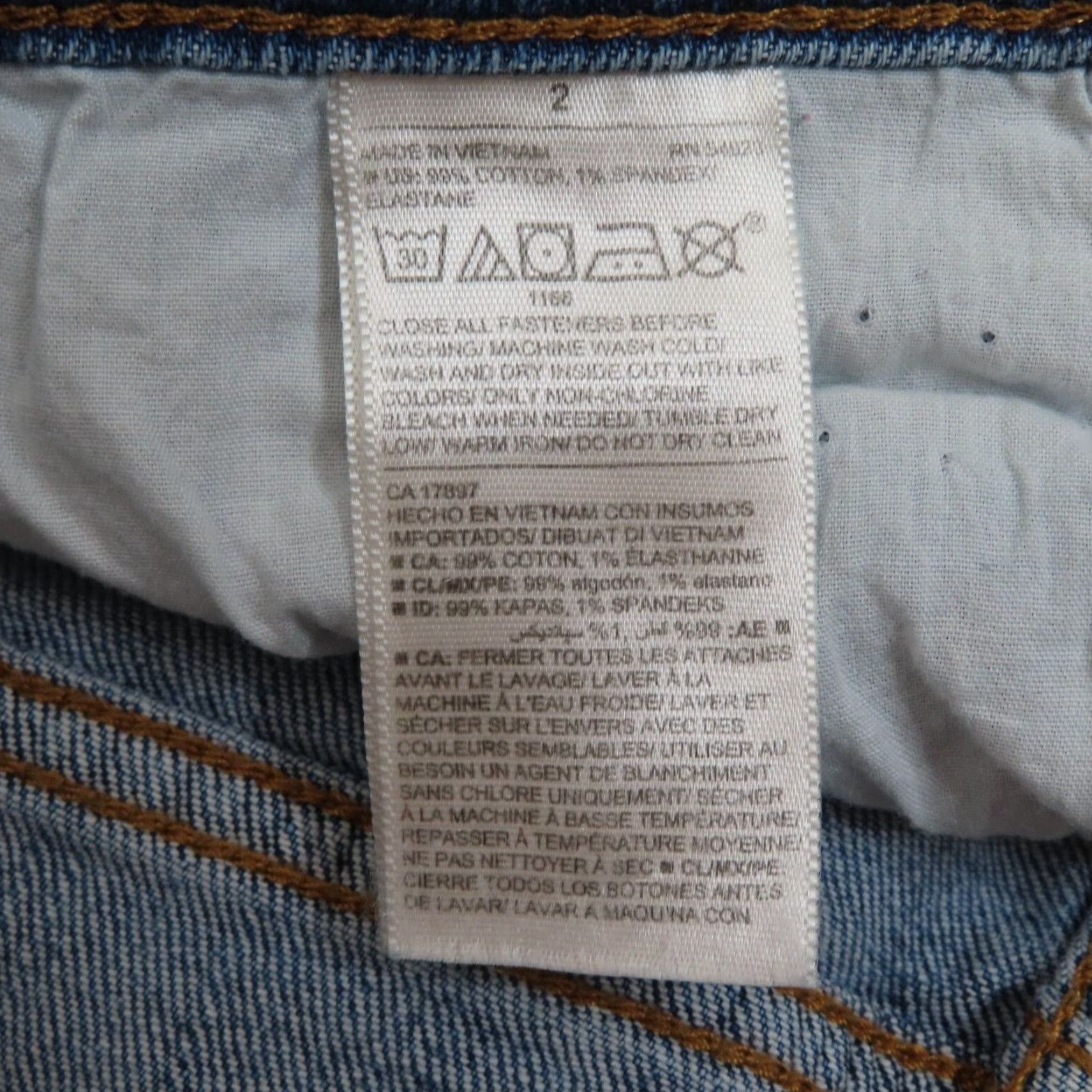 Old Navy Old Navy Womens 2 Boyfriend Distressed Medium Blue Denim Jean Cut Off Shorts Size 26" / US 2 / IT 38 - 7 Thumbnail