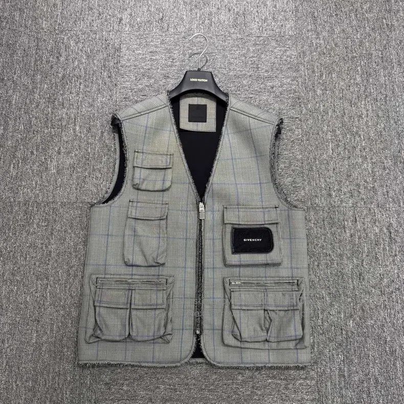 Givenchy Givenchy Checkered Space Cotton Vest Size US M / EU 48-50 / 2 - 1 Thumbnail