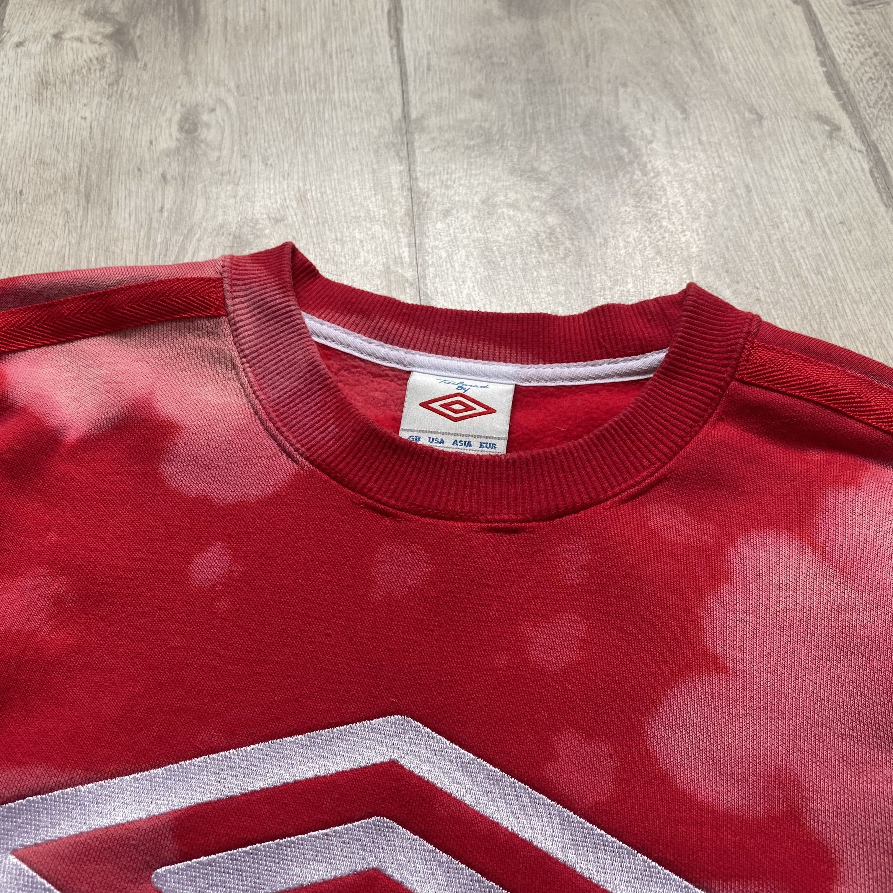 Umbro 00s Custom Umbro Center logo sweatshirt Tie dye Vintage Size US L / EU 52-54 / 3 - 4 Thumbnail