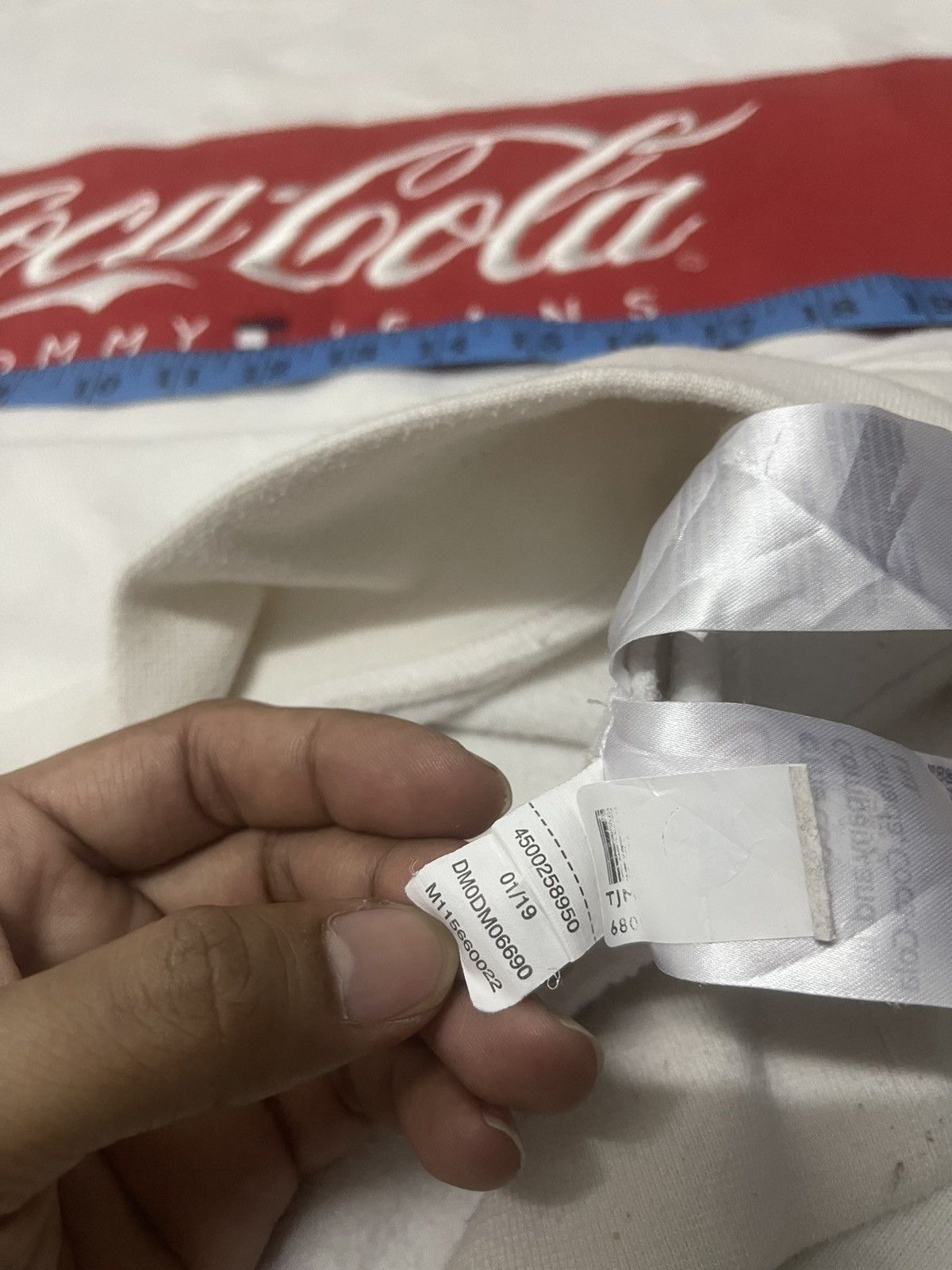Coca Cola Vintage tommy hilfiger x coca cola Size US L / EU 52-54 / 3 - 7 Thumbnail