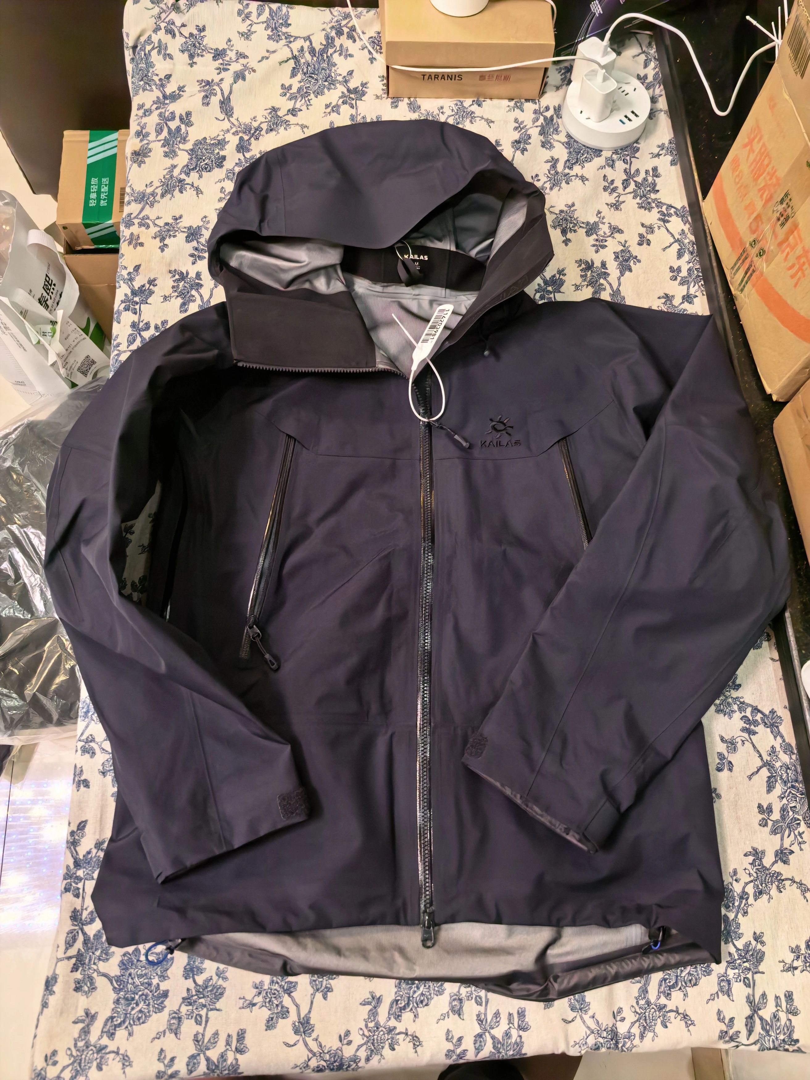Other KAILAS Mont+X All-Weather Hard Shell Jacket M Navy Blue Size US M / EU 48-50 / 2 - 1 Thumbnail