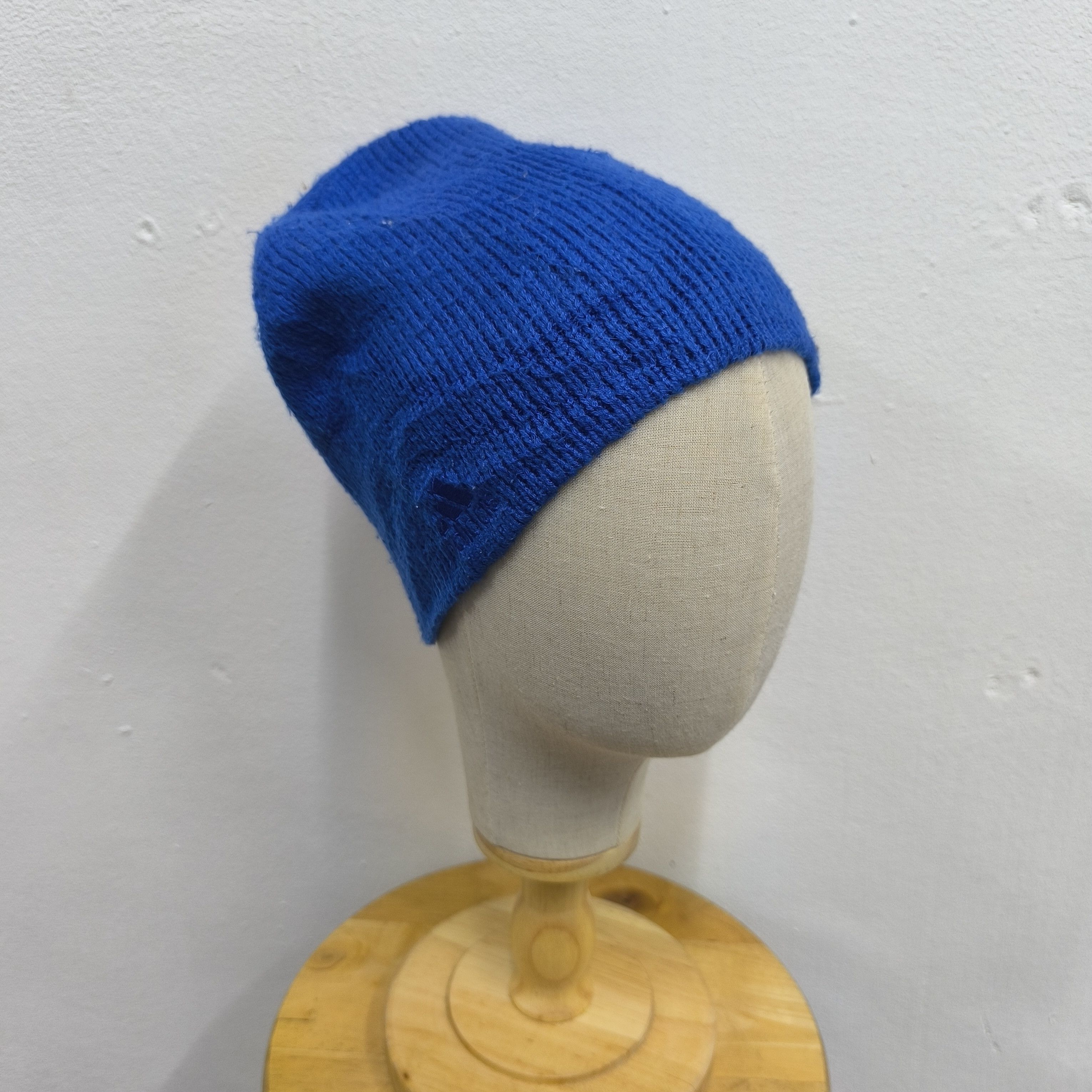 Chelsea Soccer ✨Vintage chelsea fc by adidas big logo pull on beanie hat Size ONE SIZE - 2 Thumbnail