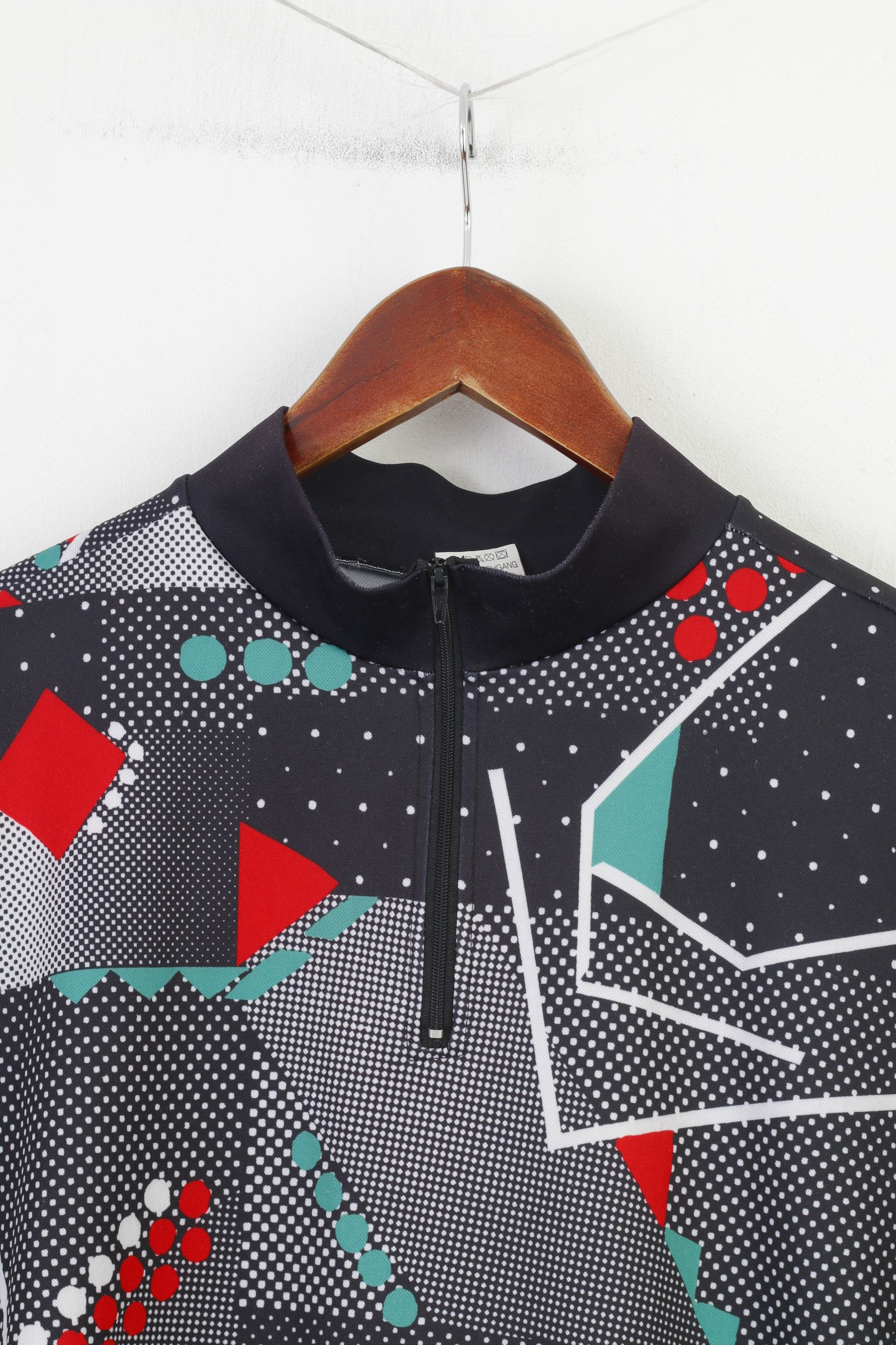 Vintage Vintage Men L Cycling Shirt Black Geometric Print 4133 Size US L / EU 52-54 / 3 - 2 Thumbnail