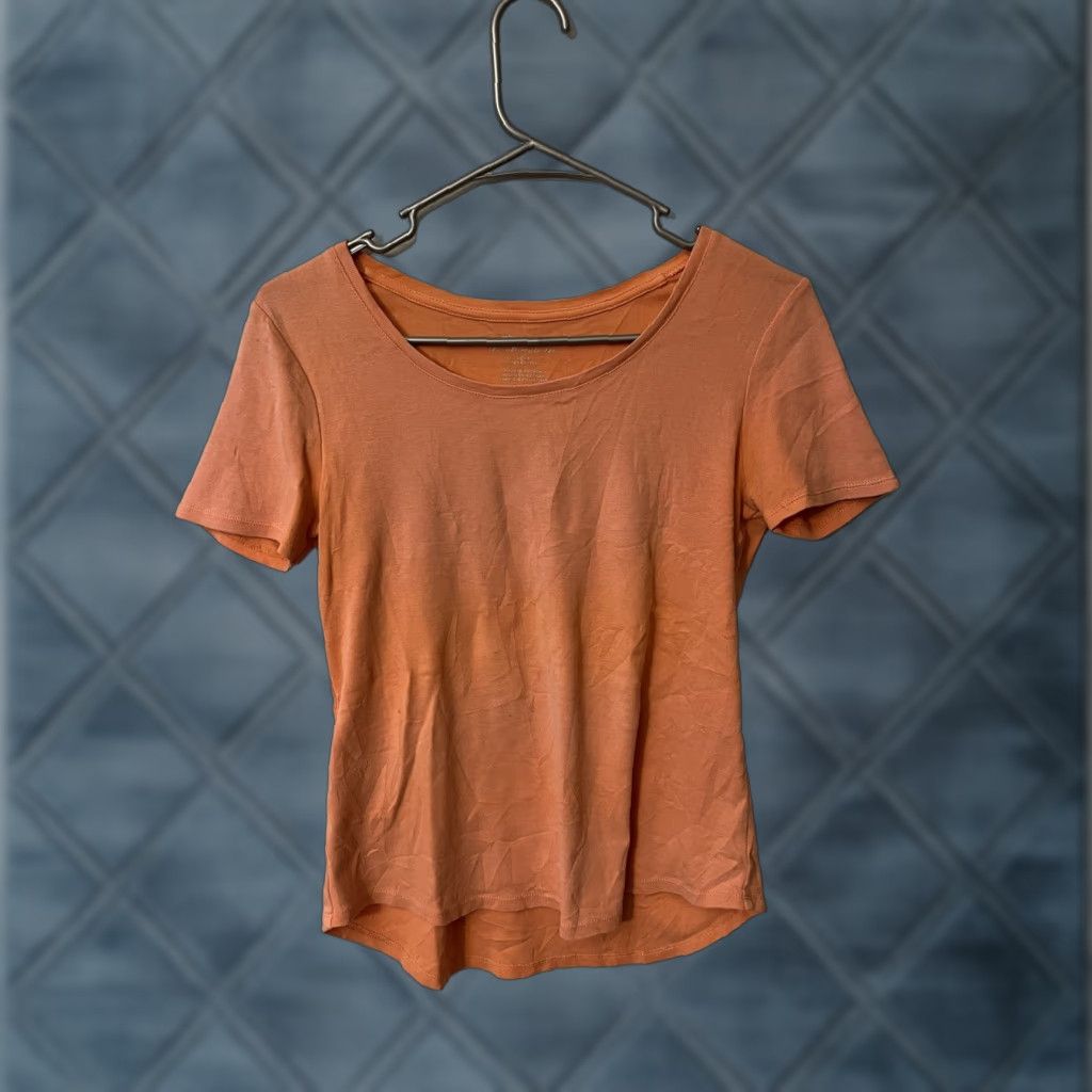 Vintage Chicos Tee Womens Short Sleeve Round Neck Orange Size 0 Casual Shirt Basic Stretch Size 25" / US 0 / IT 36 - 1 Thumbnail