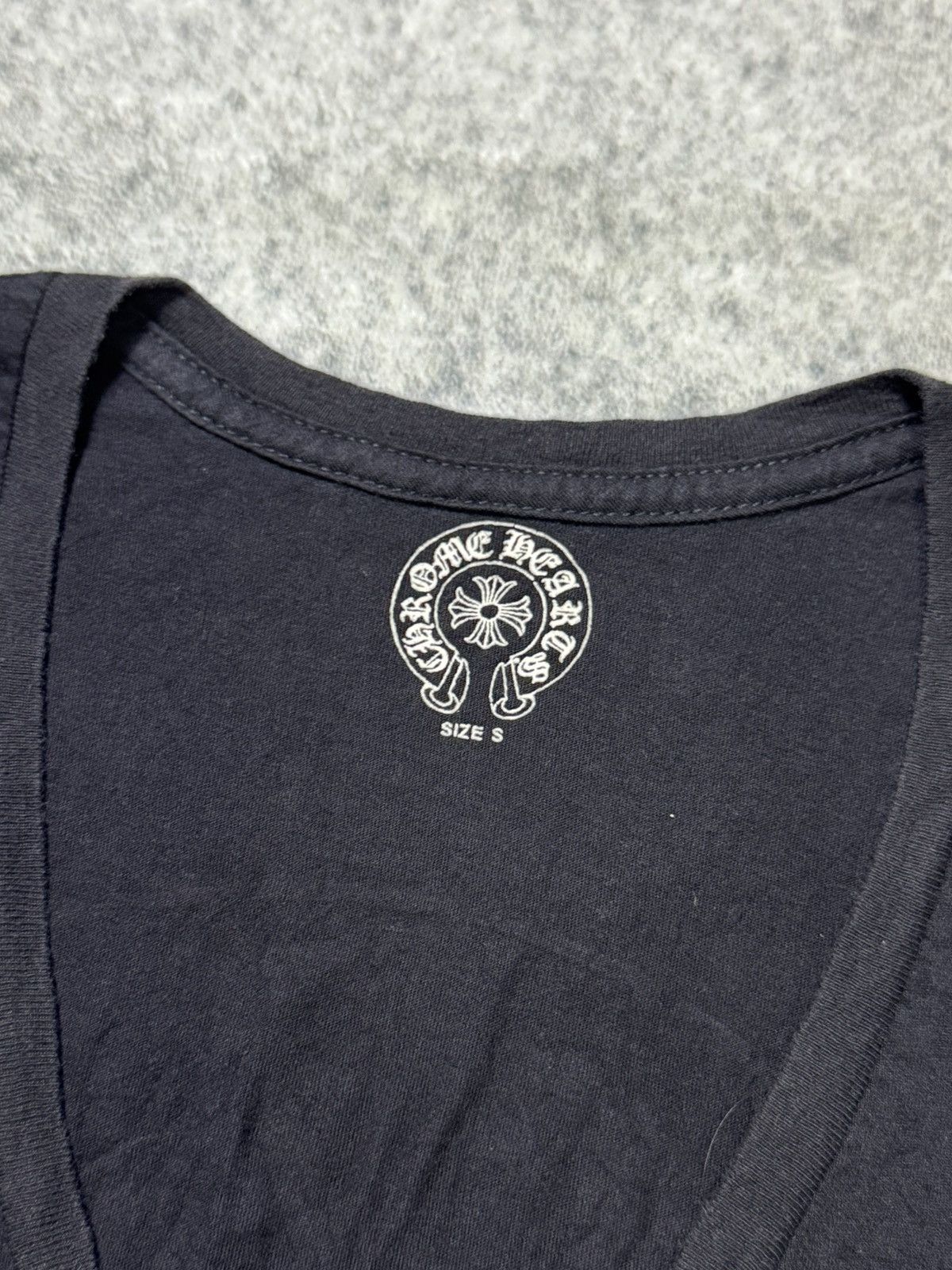 Chrome Hearts LIKE NEW! RARE! BLUE HORSESHOE SCROLL Size S / US 4 / IT 40 - 9 Thumbnail