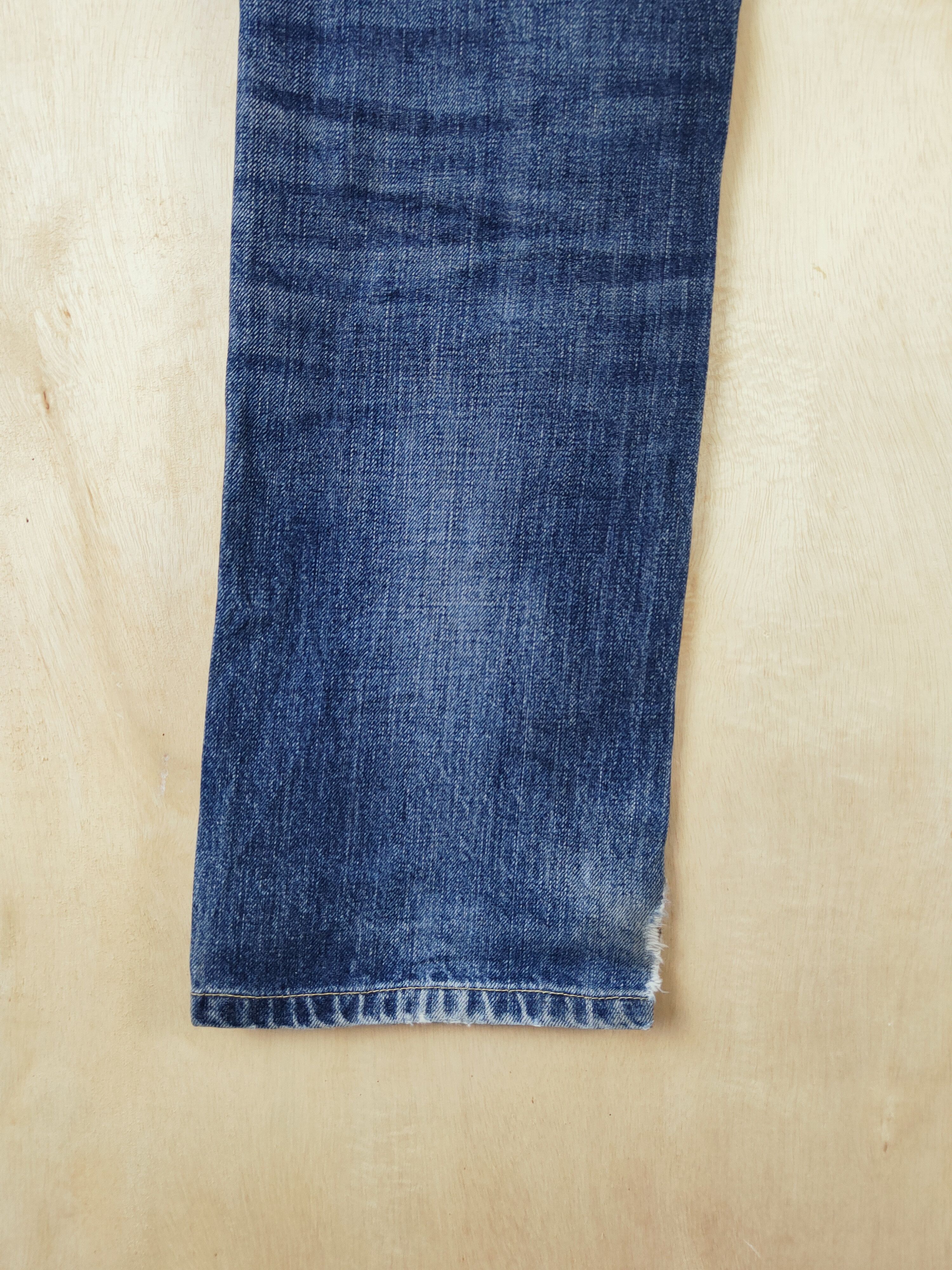 Japanese Brand Uniqlo Blue Faded Distressed Ripped Jeans #S2651 Size US 30 / EU 46 - 9 Thumbnail