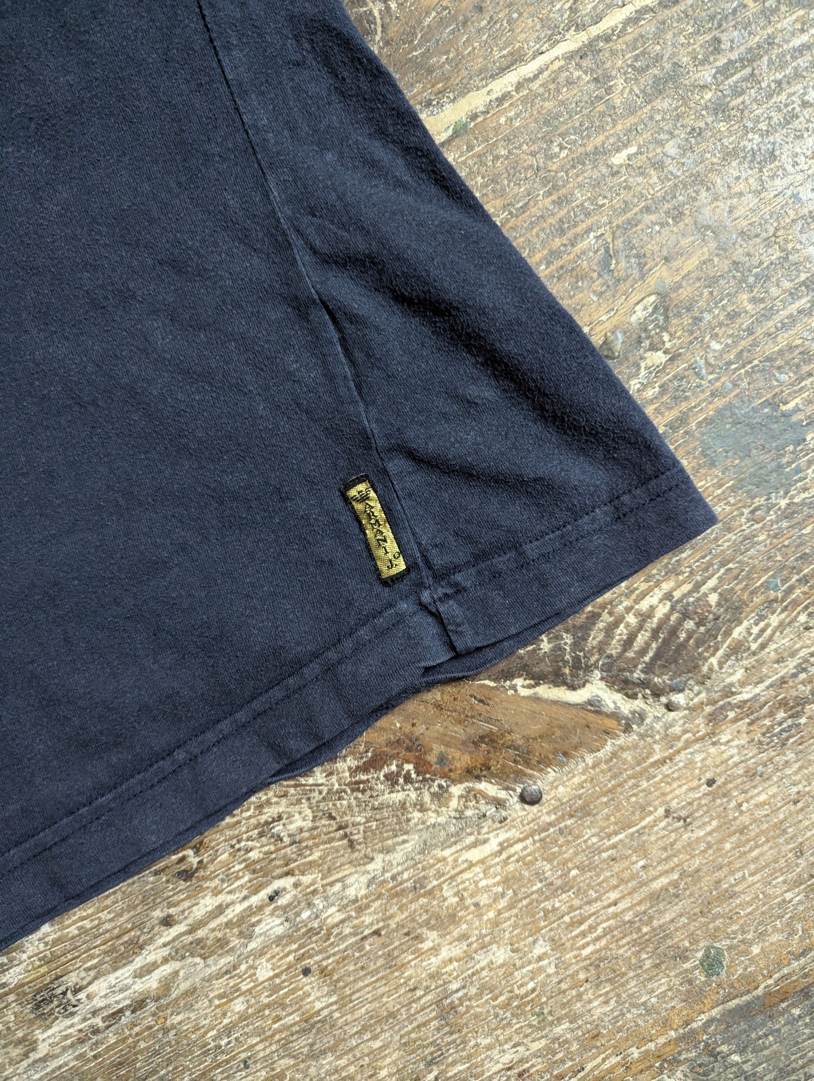 Armani 00s Armani Jeans "Solidarity Love Freedom..." T Shirt Top Size M / US 6-8 / IT 42-44 - 3 Thumbnail