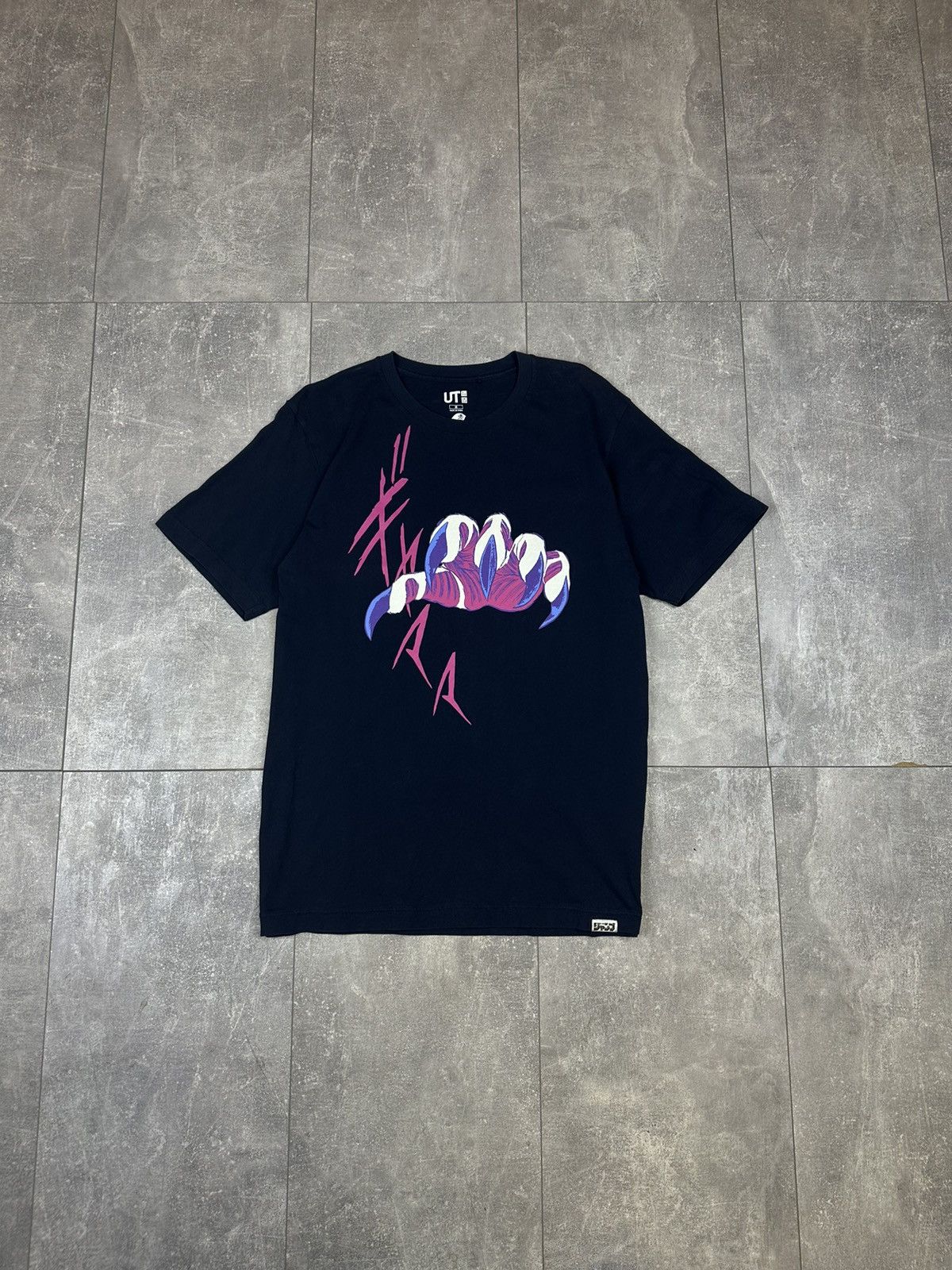 Japanese Brand × Uniqlo × Vintage Men’s Uniqlo overprint Japanese tee Size US M / EU 48-50 / 2 - 1 Thumbnail