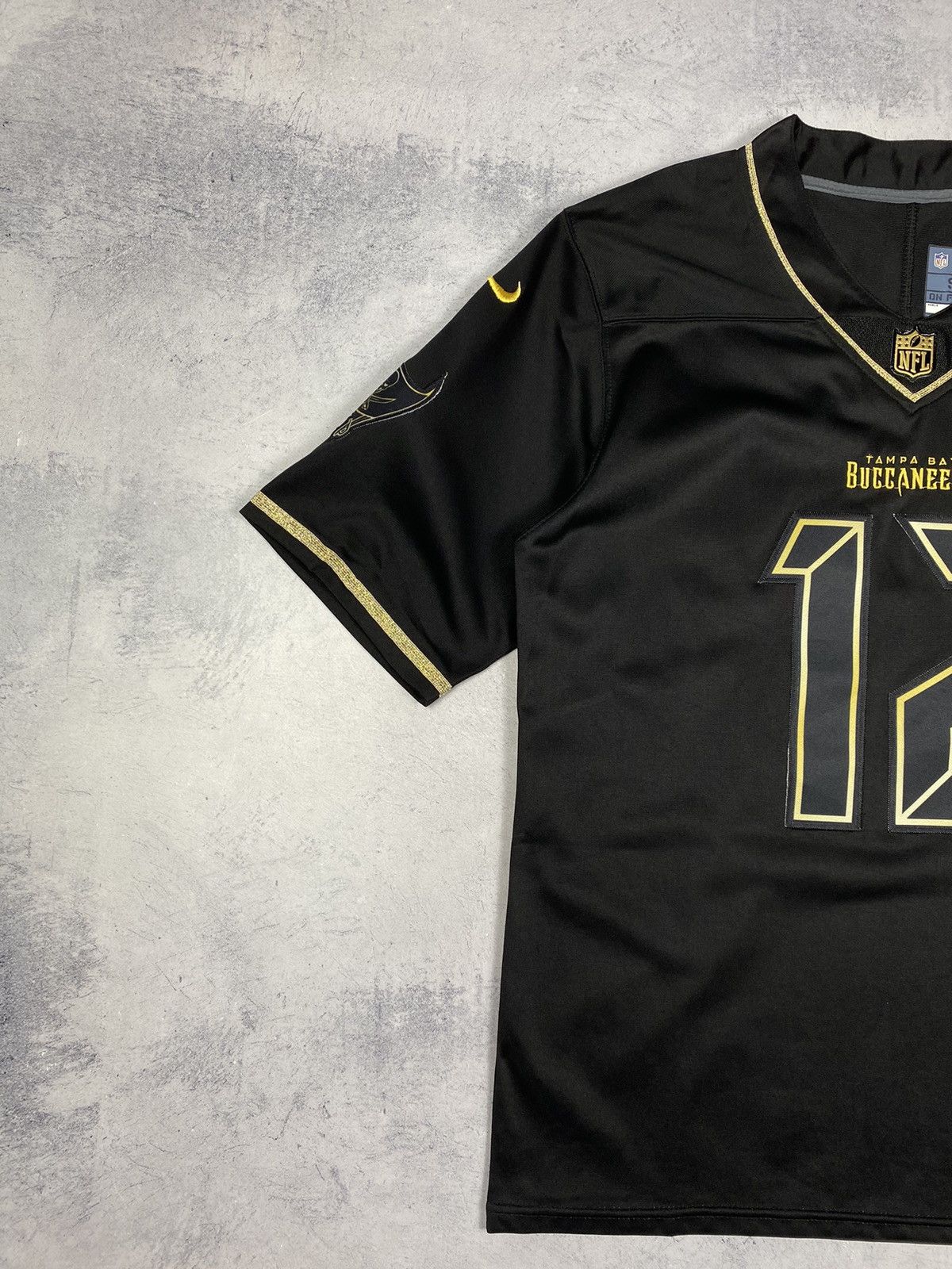 Nike Nike On Field Tom Brady #12 Jersey size s Size US S / EU 44-46 / 1 - 3 Thumbnail