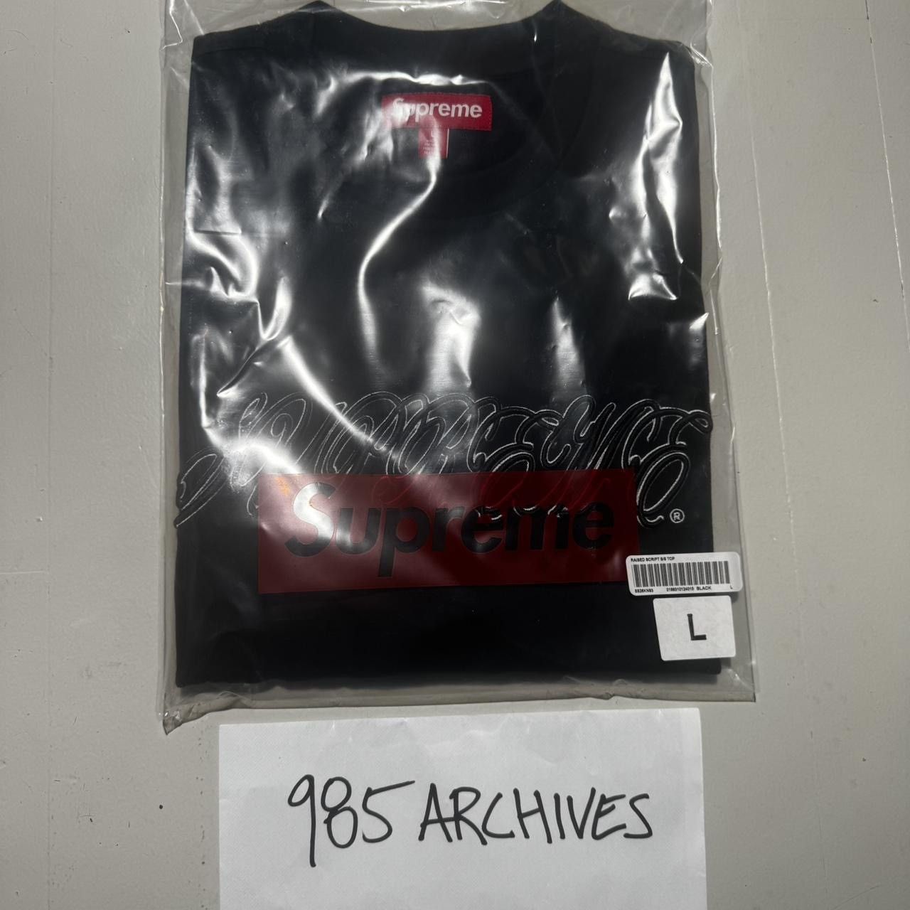 Supreme Supreme Raised Script SS T Shirt Size US L / EU 52-54 / 3 - 2 Thumbnail