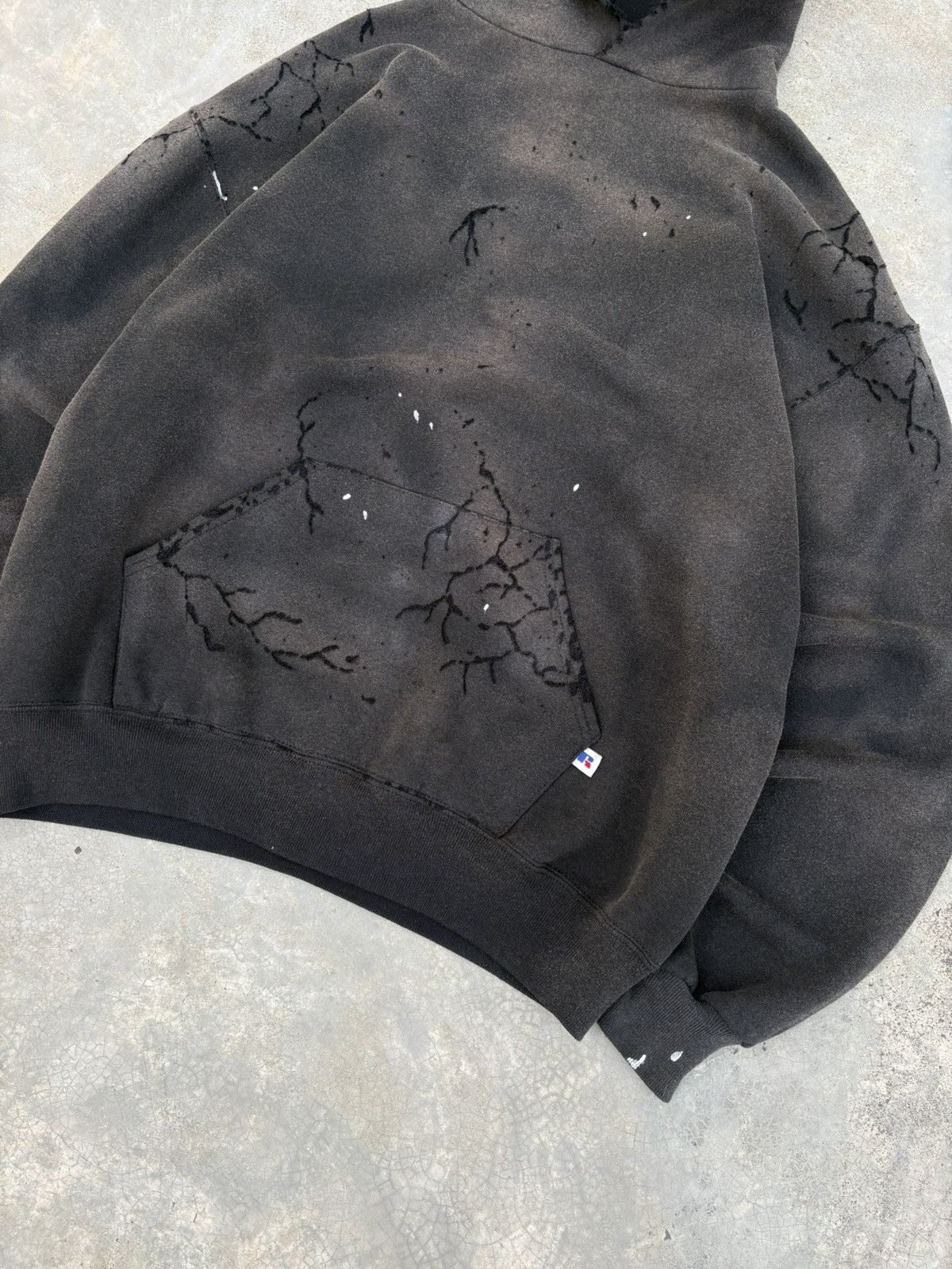 Vintage 90s Thrashed & Faded Black RUSSELL Athletic Hoodie Size US XL / EU 56 / 4 - 6 Thumbnail