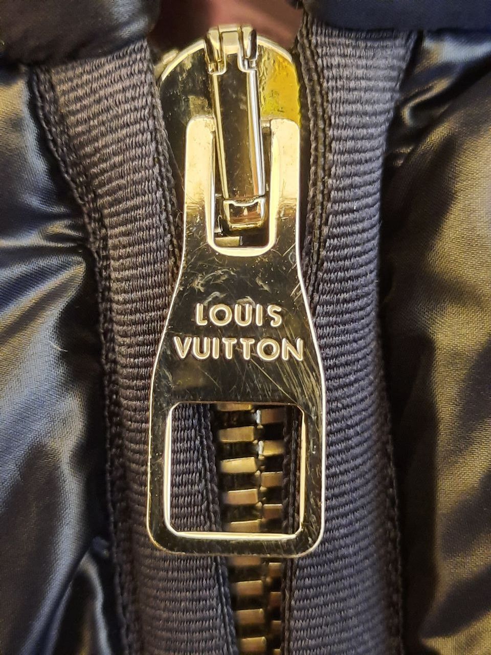 Louis Vuitton SS19 Space Patch Satellite Quilted Bomber Jacket Size US M / EU 48-50 / 2 - 3 Thumbnail