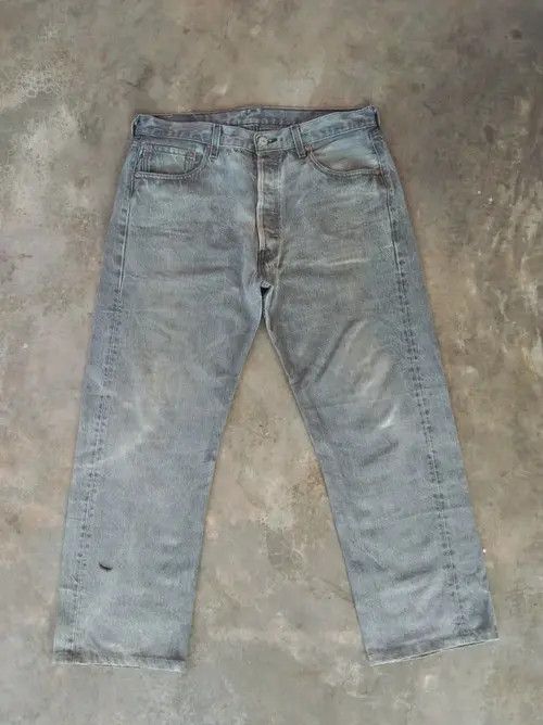 Levi's 90s Vintage Levi's 501 Made In USA Distressed Jeans 34x27 Size US 34 / EU 50 - 1 Thumbnail