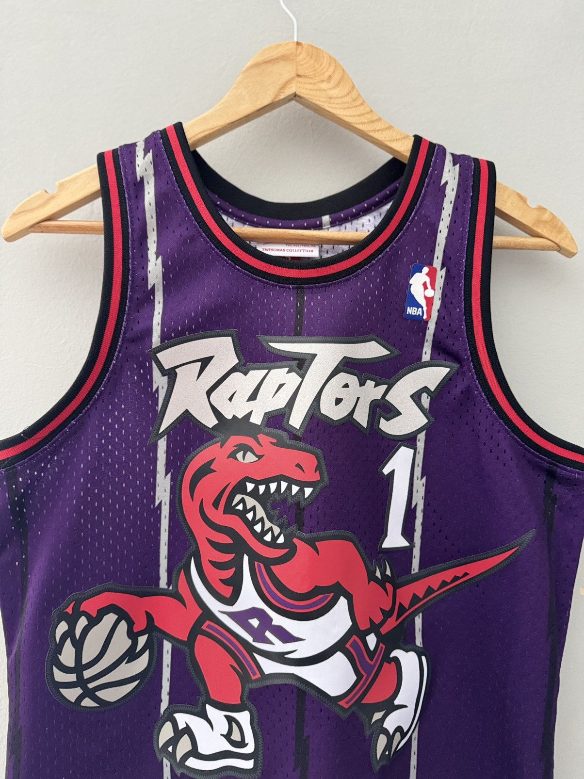 Mitchell & Ness Vince Carter Toronto Raptors Mitchell & Ness Jersey Size US S / EU 44-46 / 1 - 2 Thumbnail