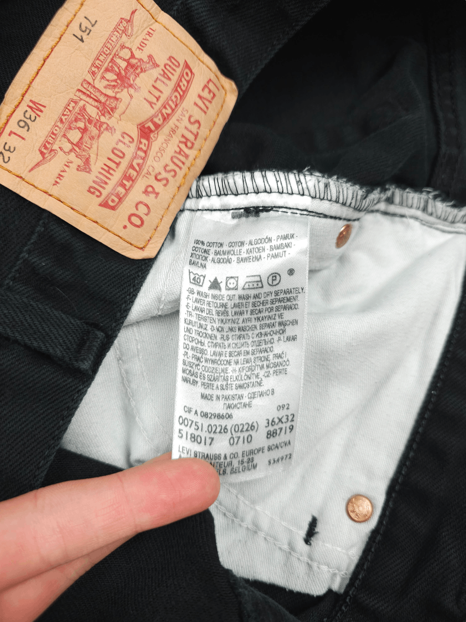 Levi's × Vintage 💎 Size 36/32 Vintage 90's Levi's 751 Loose Jeans Y2K 501 Size US 36 / EU 52 - 7 Thumbnail