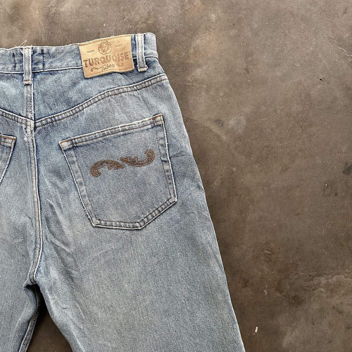 Japanese Brand W29 Vintage Turquoise Distressed Faded Denim Jean Pant Size US 29 - 14 Thumbnail
