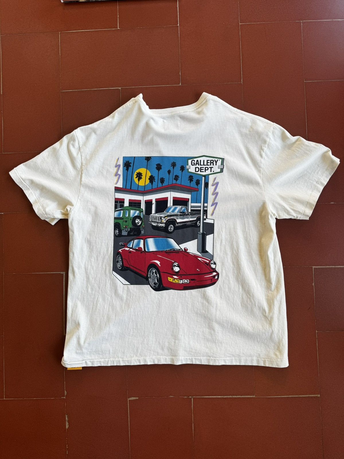 Gallery Dept. Gallery Dept. Drive Thru Tee Size US XL / EU 56 / 4 - 4 Thumbnail