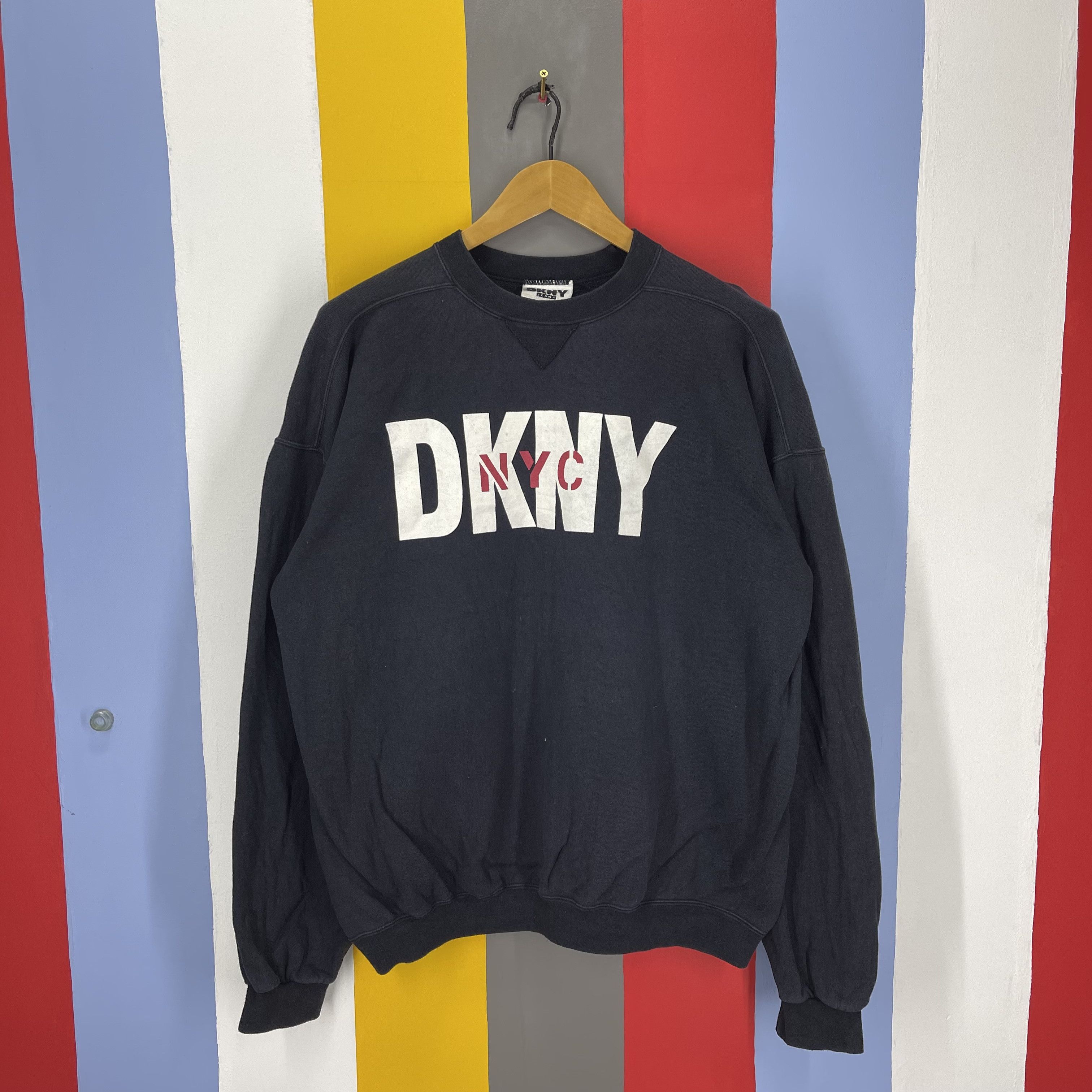 DKNY 90s Vintage DKNY NYC Crew Neck Sweatshirt #1379/AV Size US XL / EU 56 / 4 - 1 Thumbnail