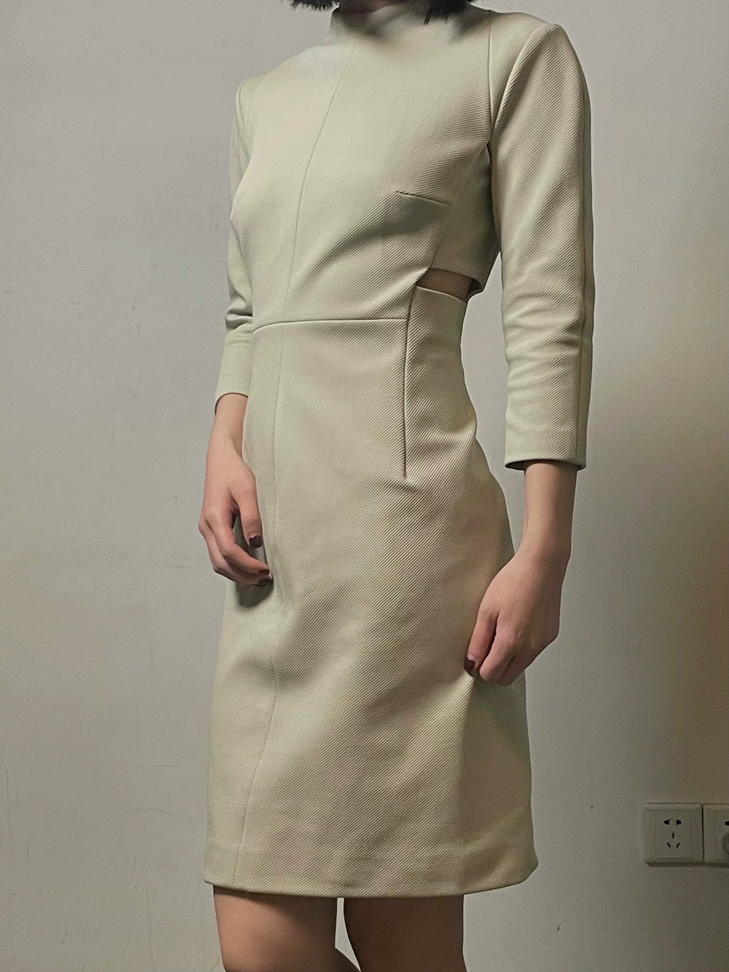 Gucci GUCCI S/S11 Frida Giannini Beige Cutout Dress Women's Size XS / US 0-2 / IT 36-38 - 3 Thumbnail