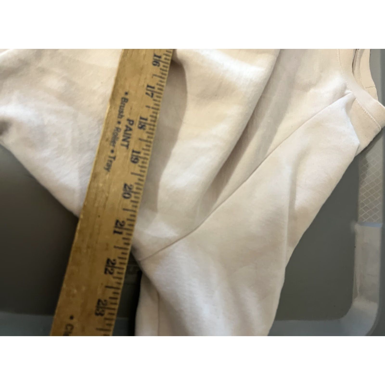 Vintage TRUTH BY REPUBLIC Women's Cropped Crew Neck Knit Sweater Beige Small Pullover Womens Size S / US 4 / IT 40 - 5 Thumbnail