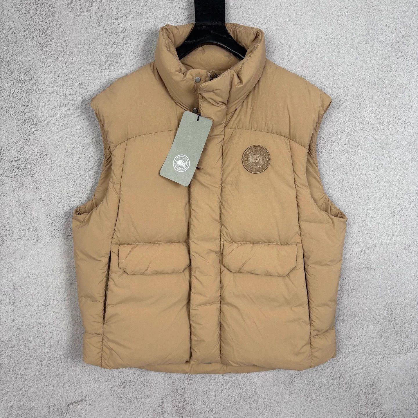 Canada Goose Canada Goose WILU Khaki Down Vest M Size US M / EU 48-50 / 2 - 1 Thumbnail