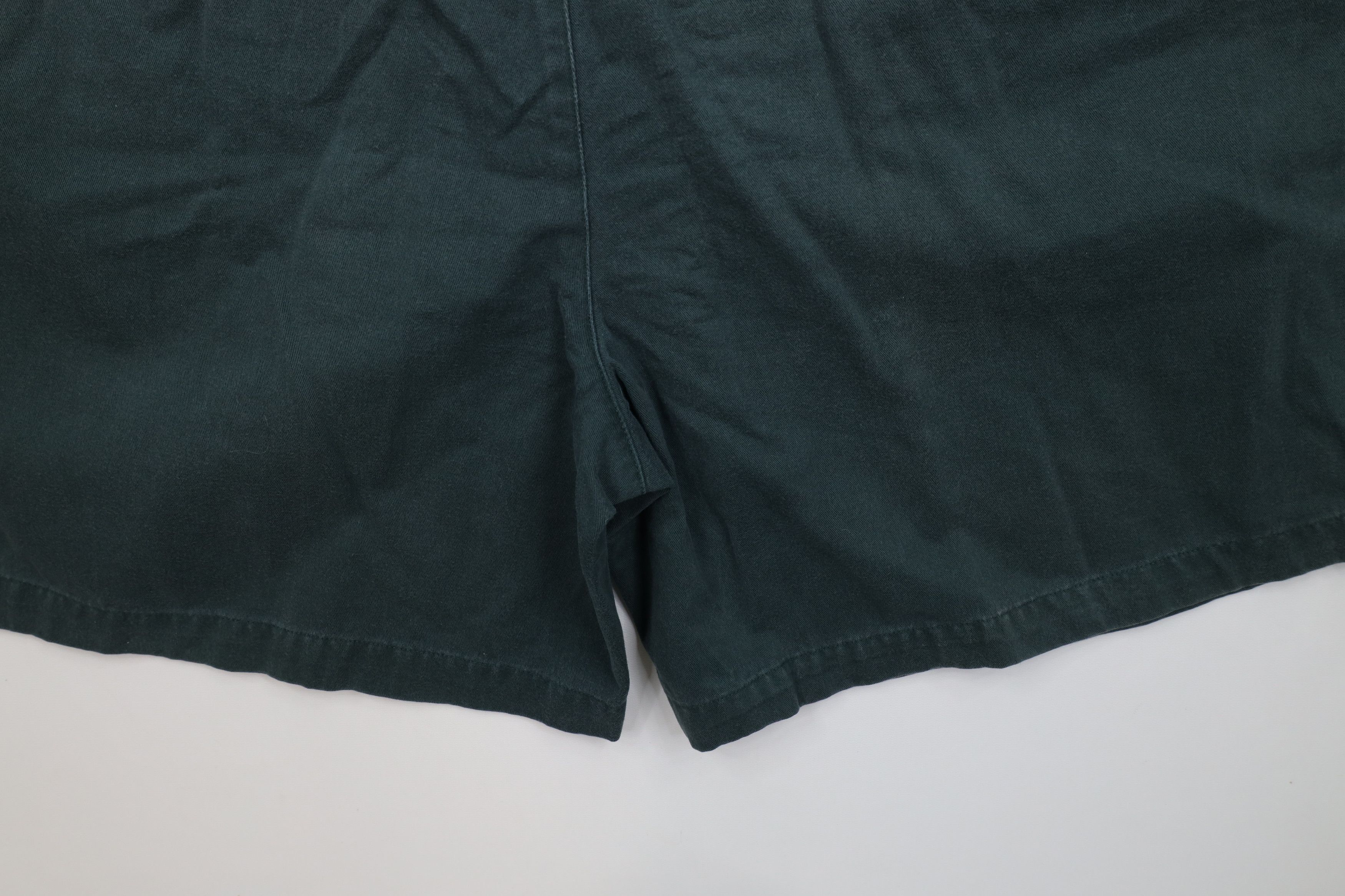 Tommy Hilfiger Vintage 90s Tommy Hilfiger Above Knee Chino Shorts Green Size US 40 / EU 56 - 11 Thumbnail