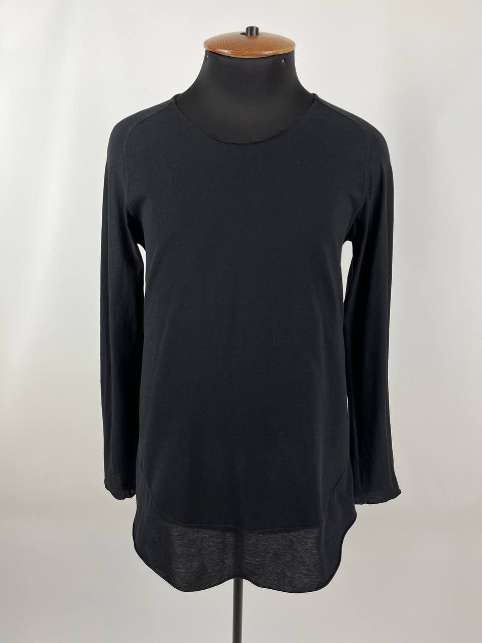 hannes roether Hannes Roether Avant Garde Black Solid Long Sleeve Size M Size US M / EU 48-50 / 2 - 1 Thumbnail