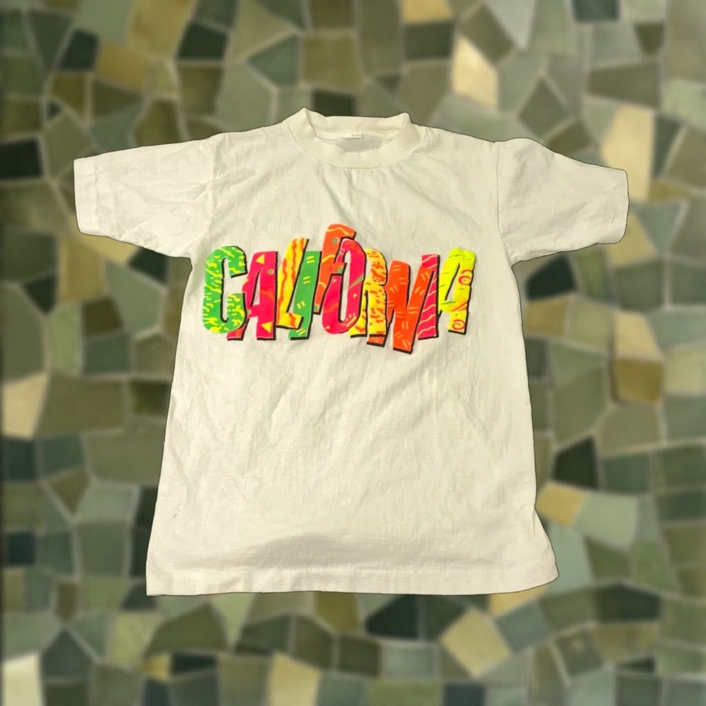 Vintage VINTAGE California Shirt Mens Small White Single Stitch Puff Lettering 90s Beach Cars Rainbow Retro Festival Fun News Size US S / EU 44-46 / 1 - 1 Thumbnail