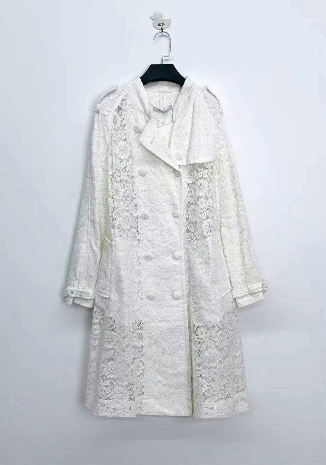 Givenchy Givenchy White Lace Double-Breasted Coat Size M / US 6-8 / IT 42-44 - 1 Thumbnail