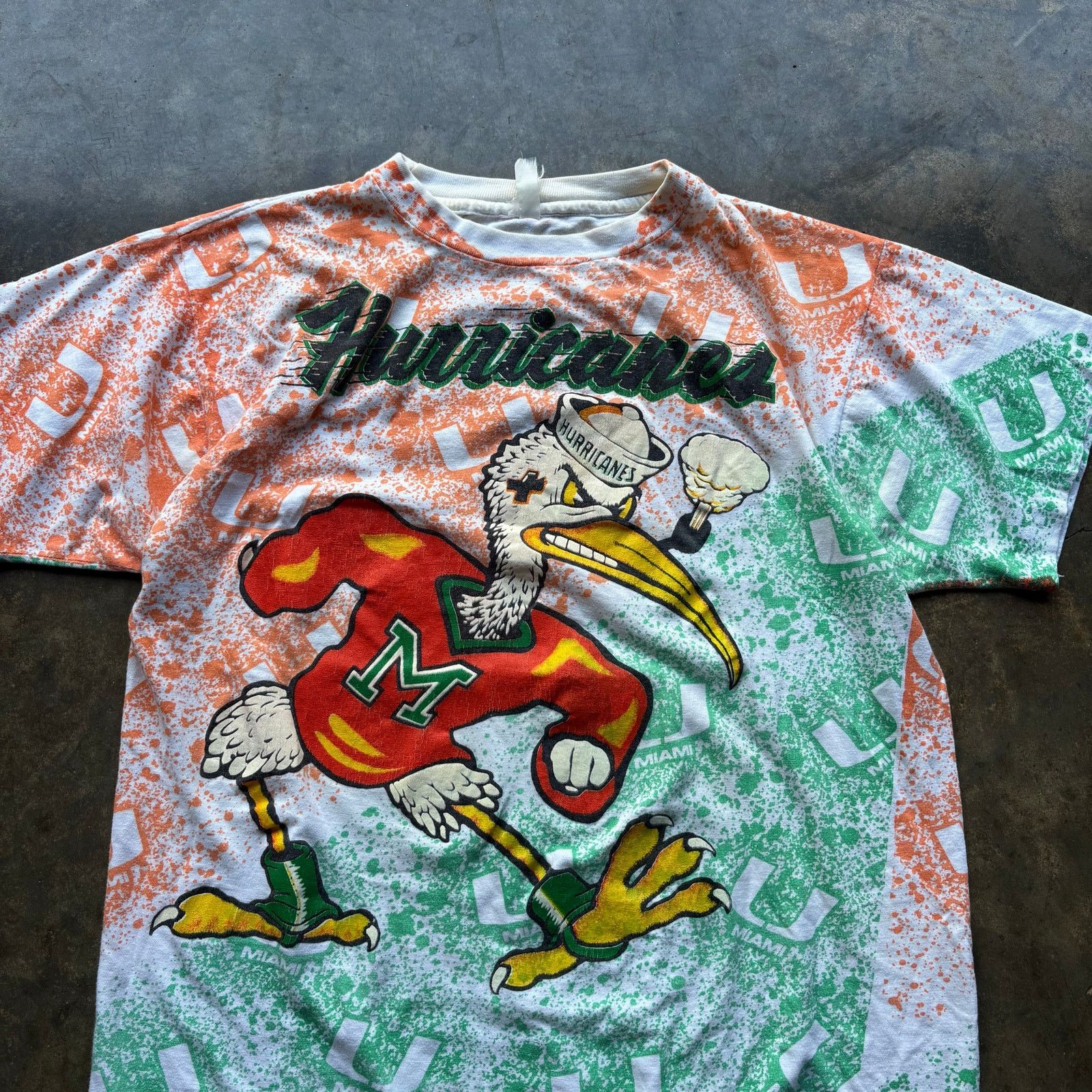 NCAA Rare Vintage 90s Miami Hurricanes AOP T-shirt Size US L / EU 52-54 / 3 - 3 Thumbnail
